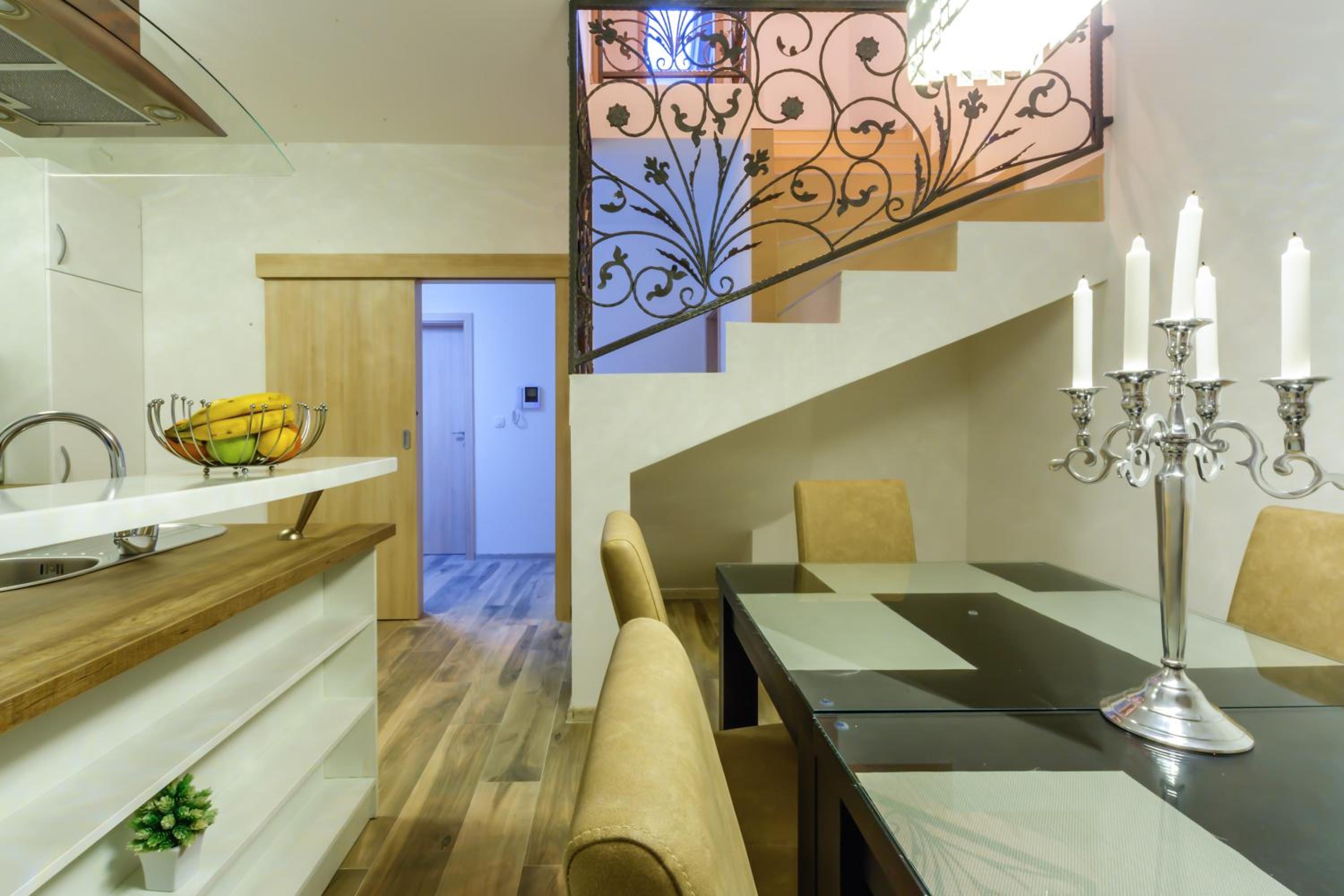 Opium Mar Apartments