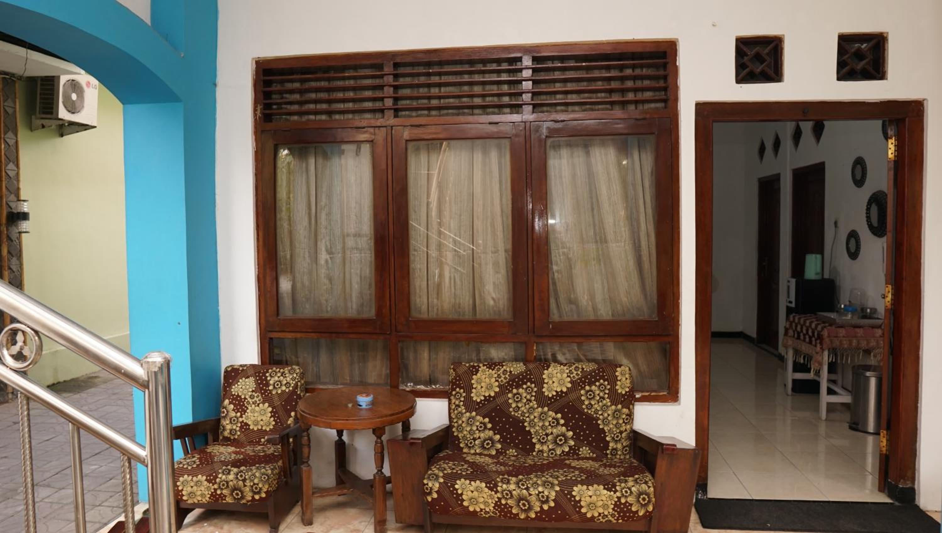 Jazz Room Kampung Inggris Syariah