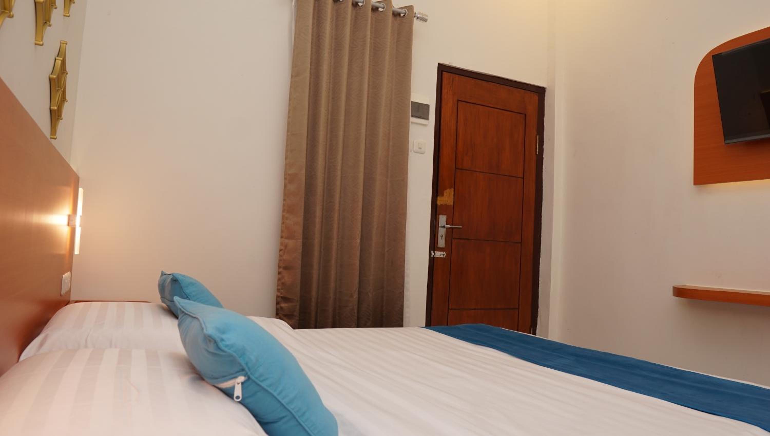 Jazz Room Kampung Inggris Syariah