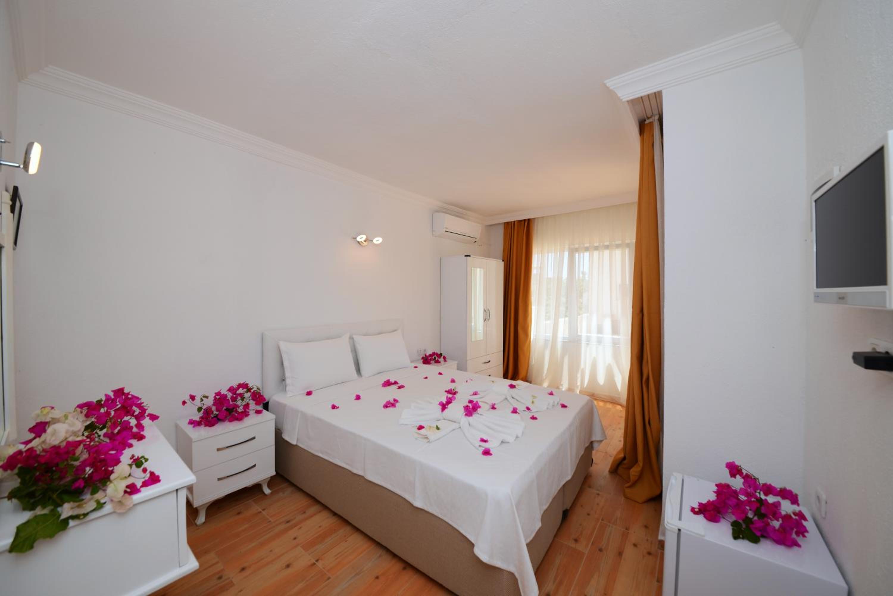 Neruda Otel - Image 10