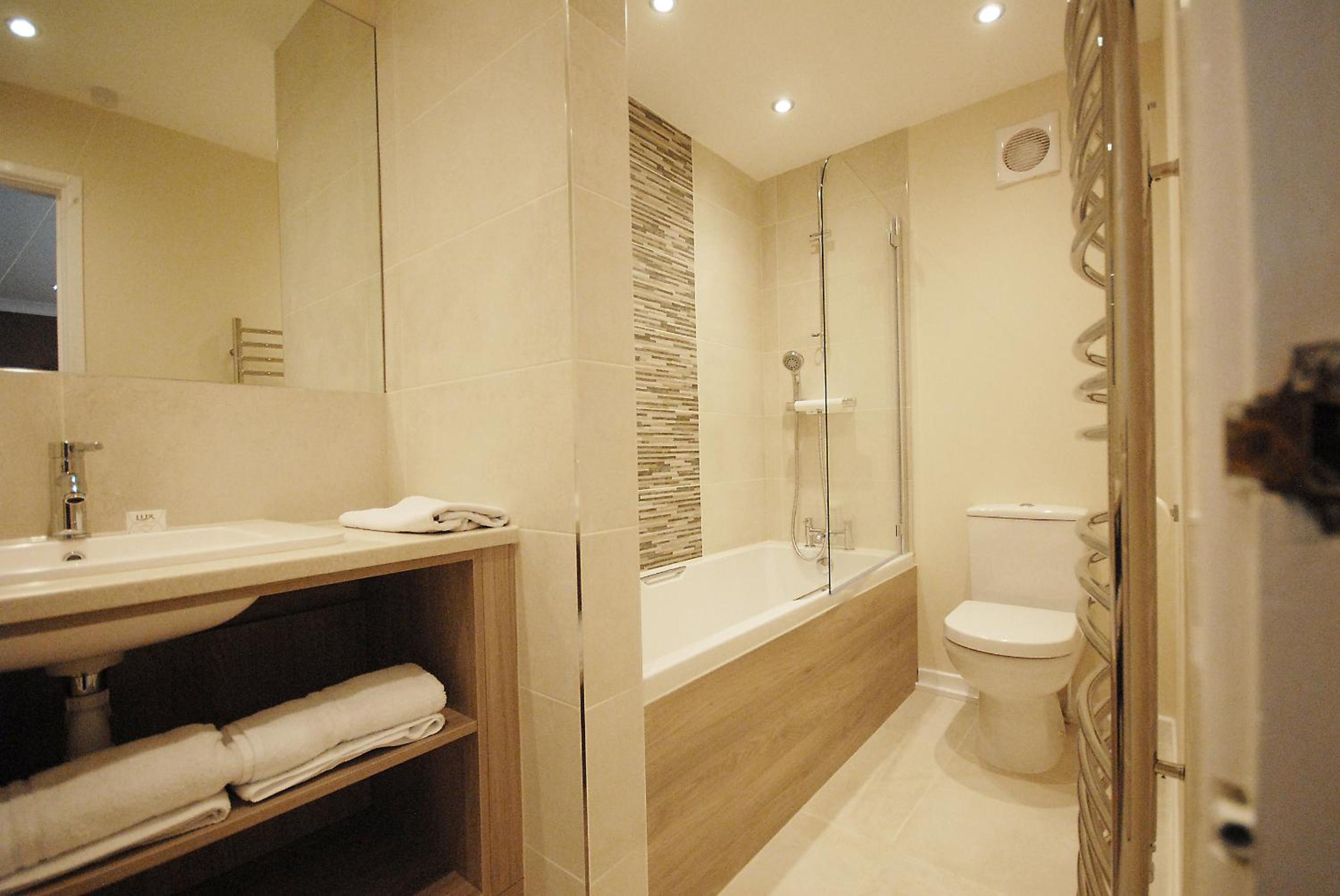 Oxford Vacations - Marlborough House - Guest House - Property Image 1