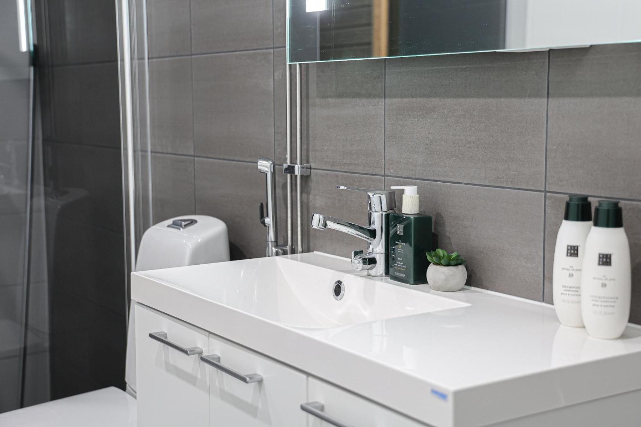 Polar City Suites l By BookLapland