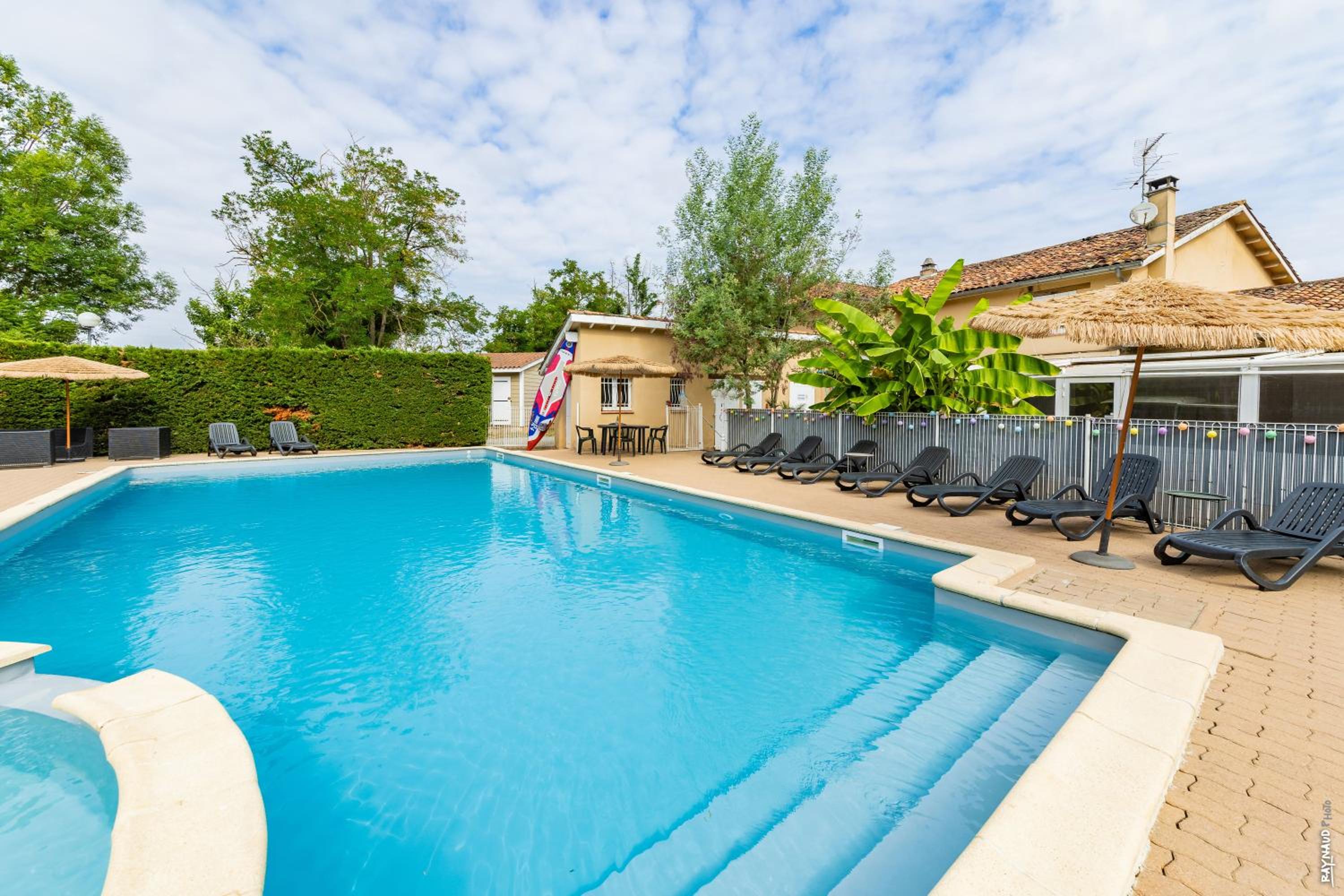 Le Cocon du Cèdre - Piscine - Terrasse
