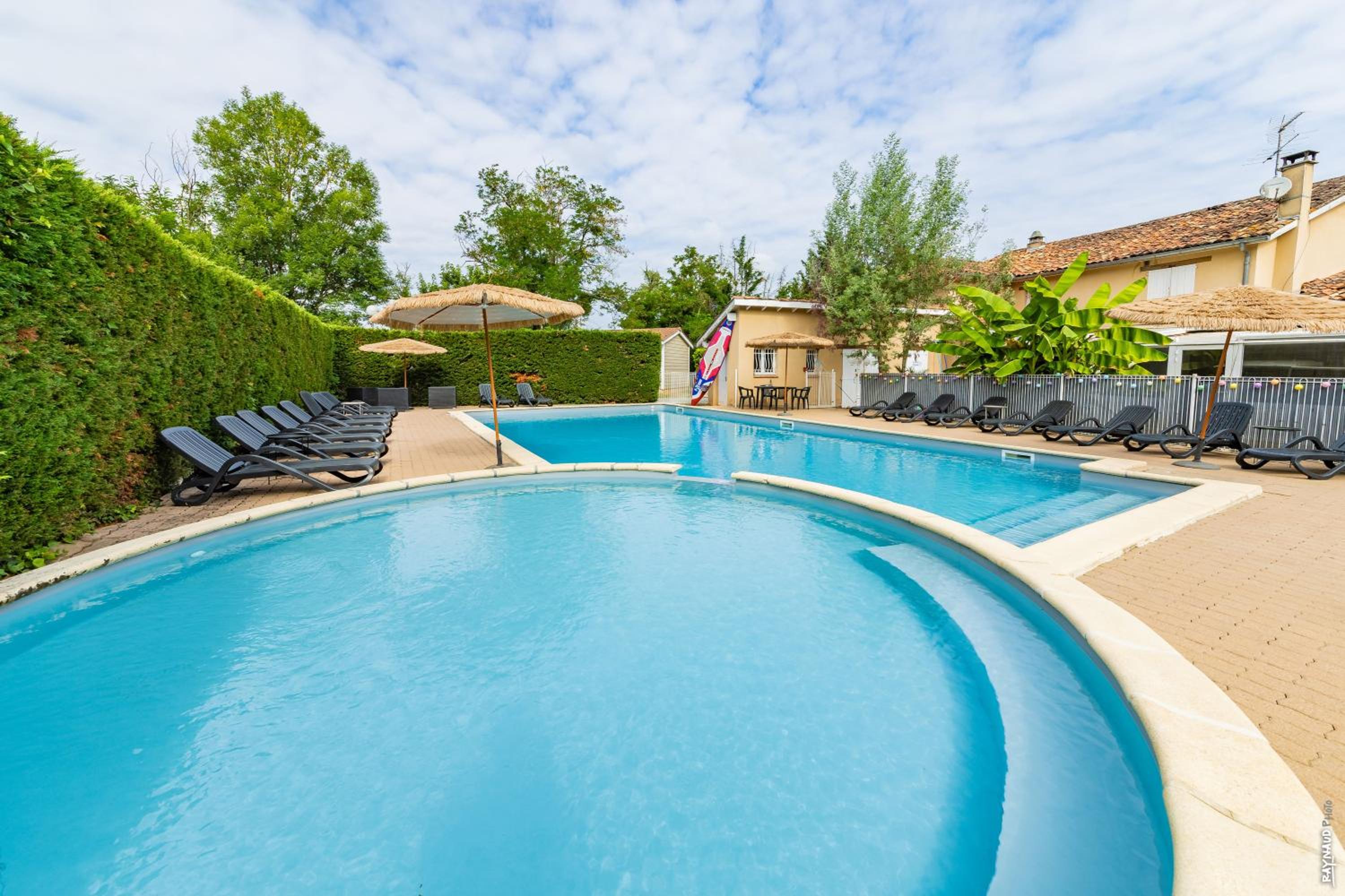 Le Cocon du Cèdre - Piscine - Terrasse