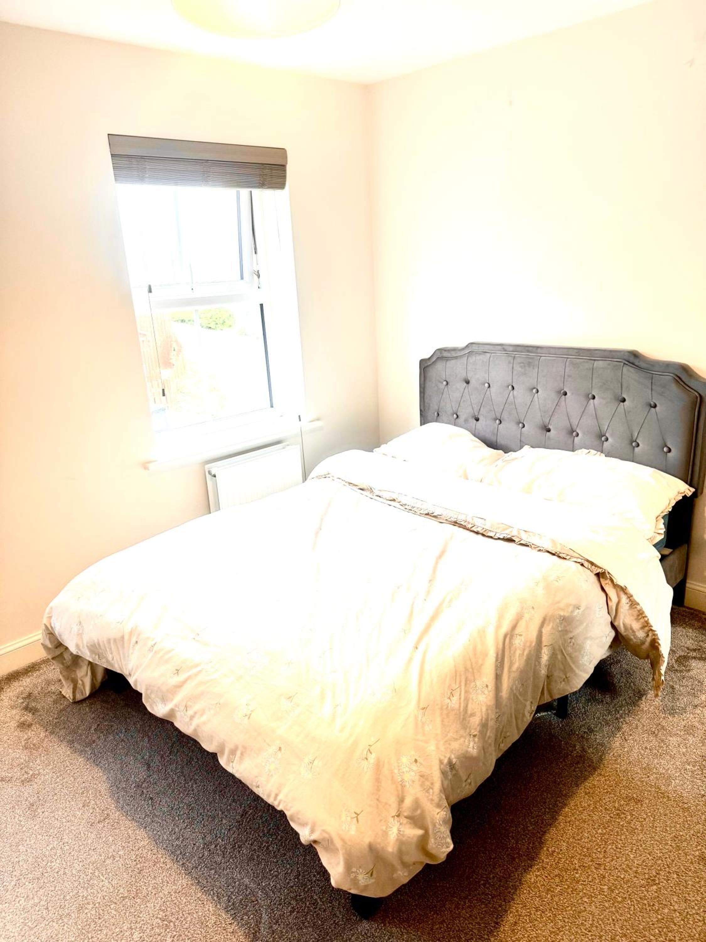 Quiet and Comfortable Double guest room