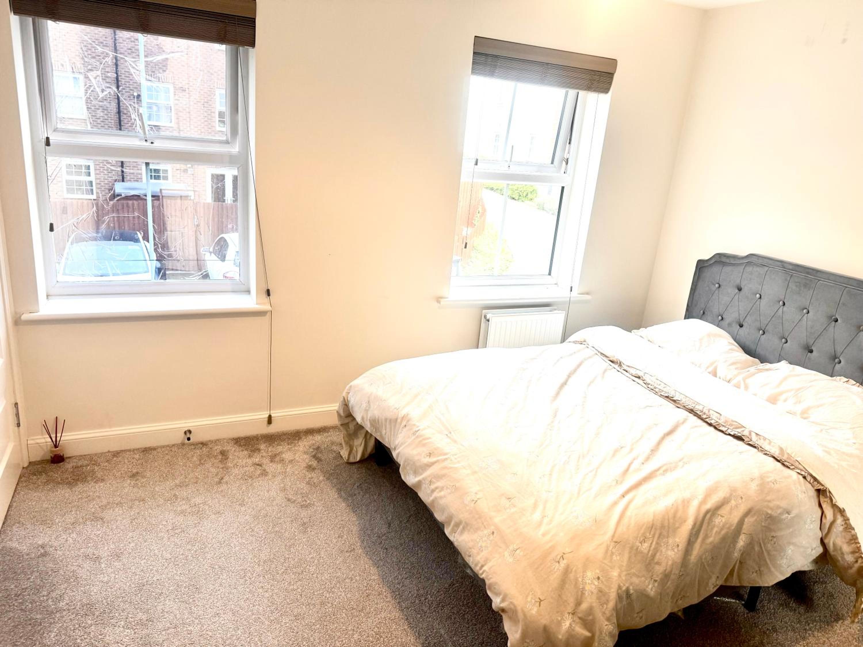 Quiet and Comfortable Double guest room
