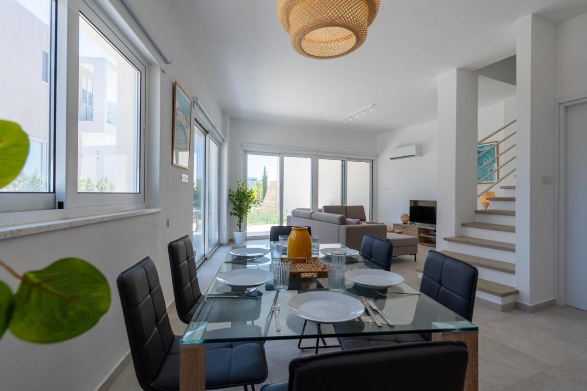 Modern Poolside villa at Paphos