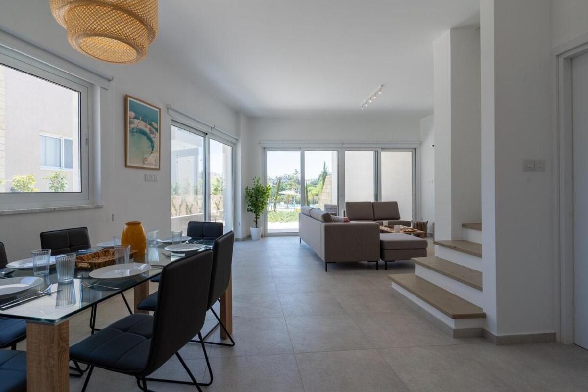 Modern Poolside villa at Paphos