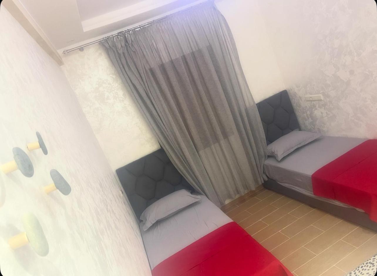 Appartement- suite 10 min de la plage- Wifi et iptv