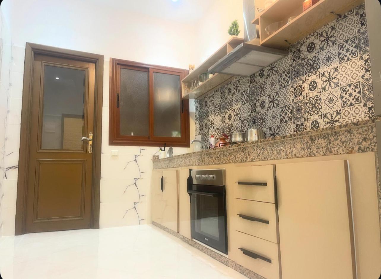 Appartement- suite 10 min de la plage- Wifi et iptv