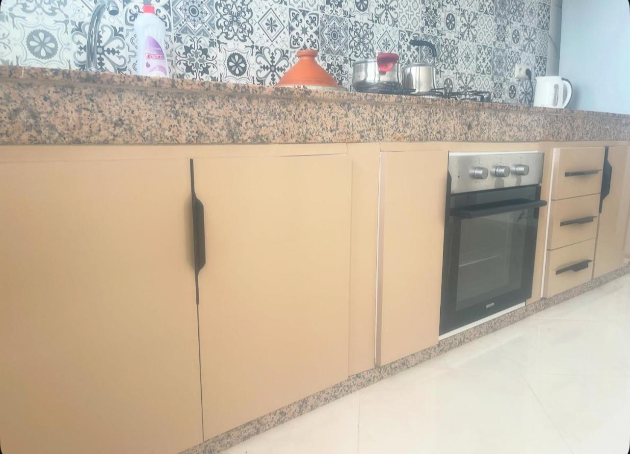 Appartement- suite 10 min de la plage- Wifi et iptv