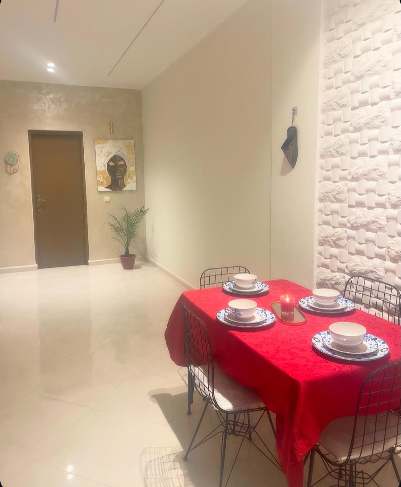 Appartement- suite 10 min de la plage- Wifi et iptv