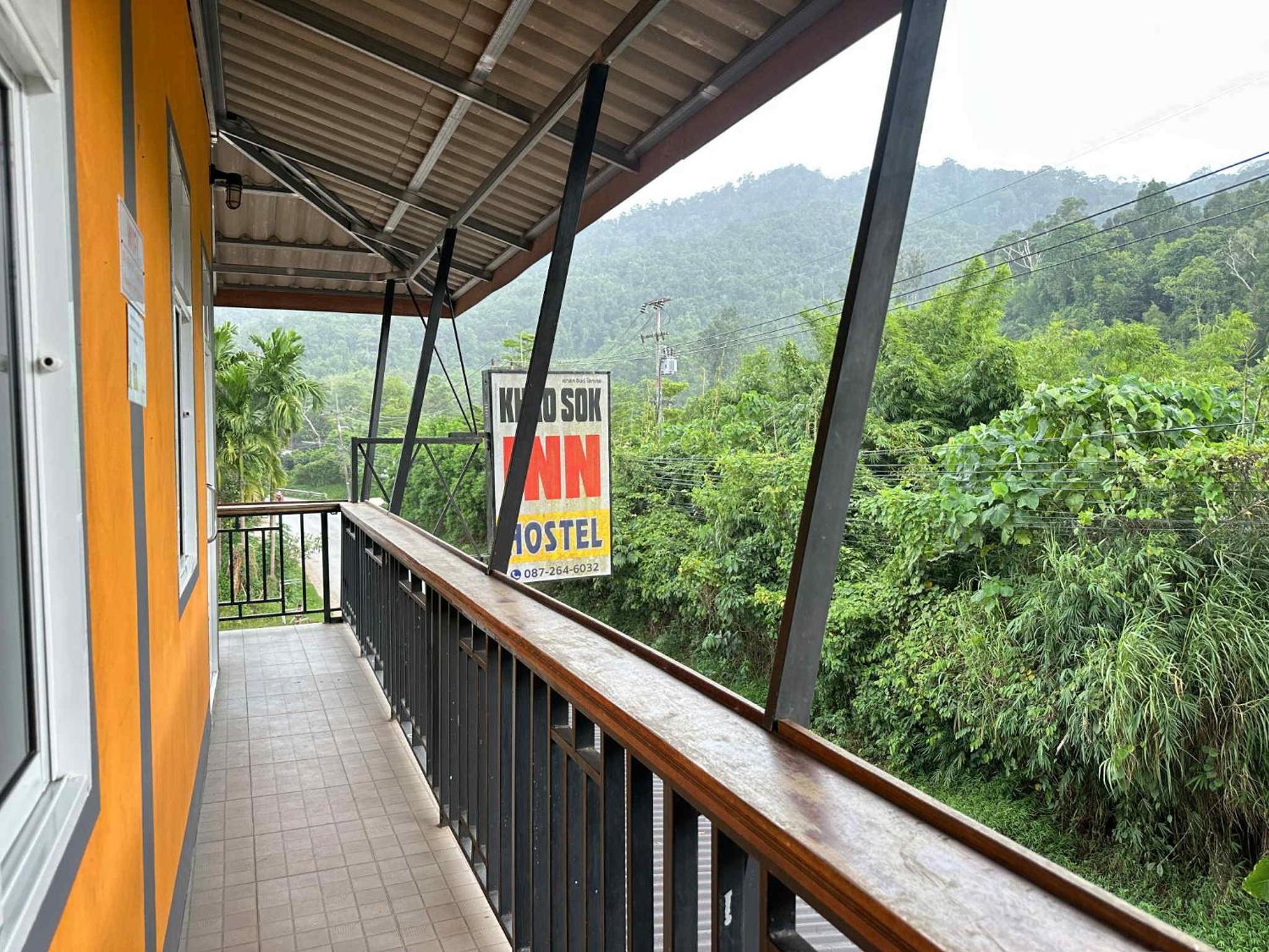 Khao Sok Inn Hostel