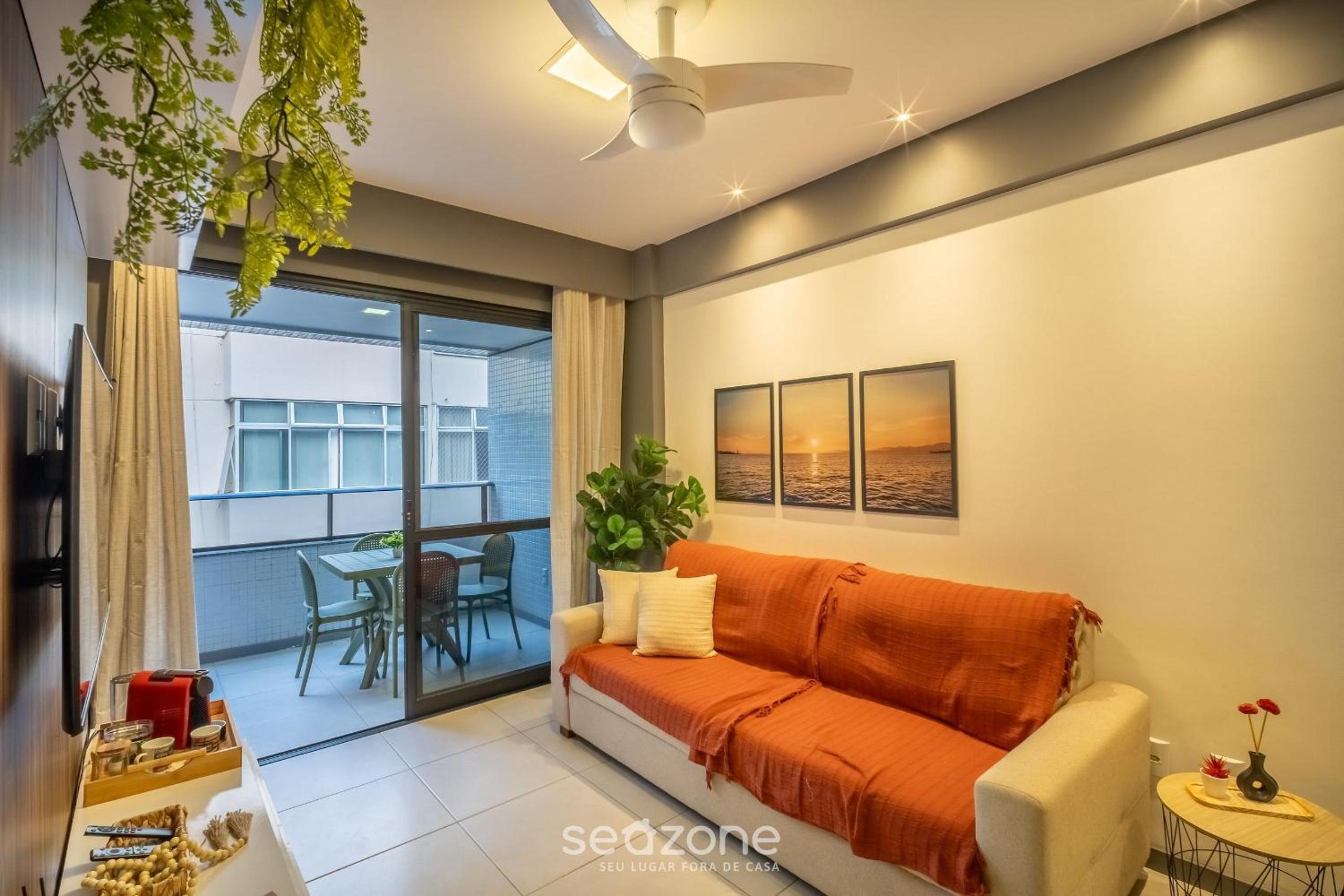 Apart in Condo w/ Pool and Gym STE0312