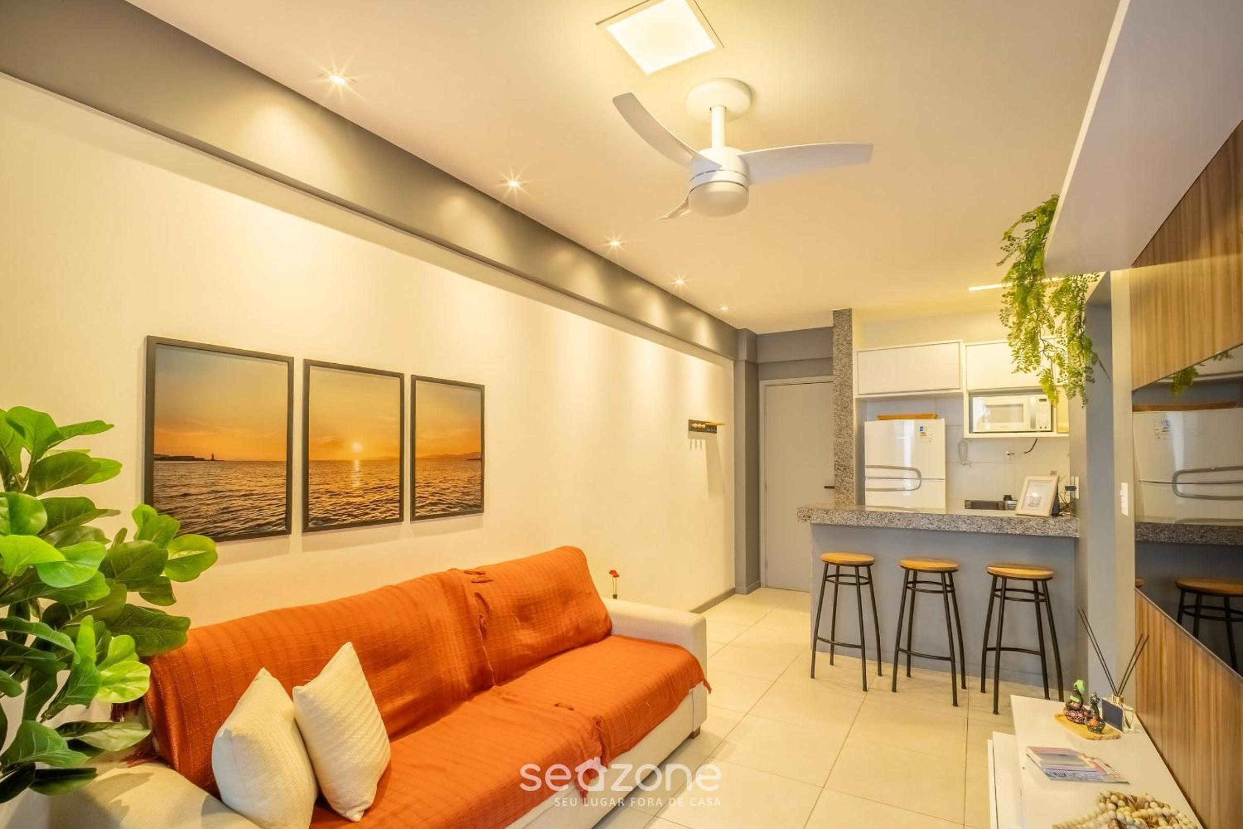 Apart in Condo w/ Pool and Gym STE0312
