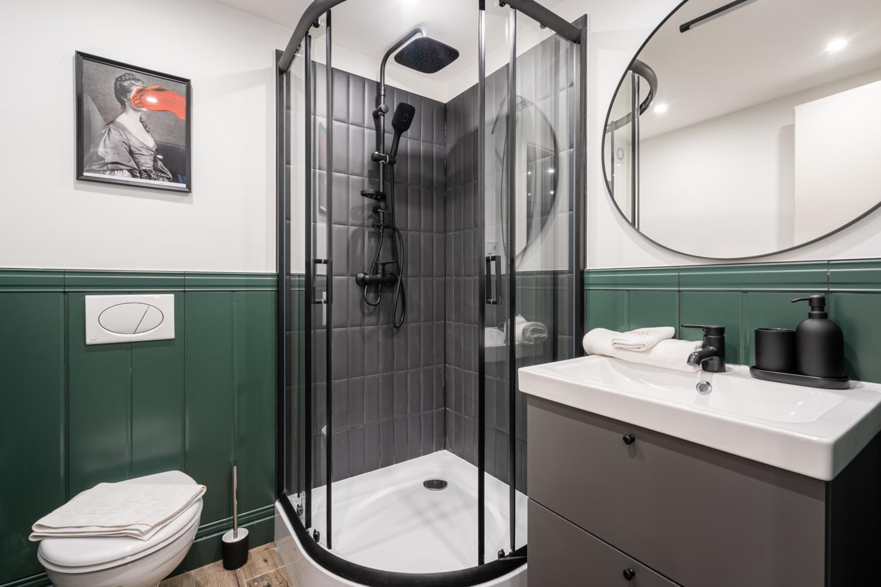 E41 - Trendy Boutique Apartments - Prime Spot by BQA