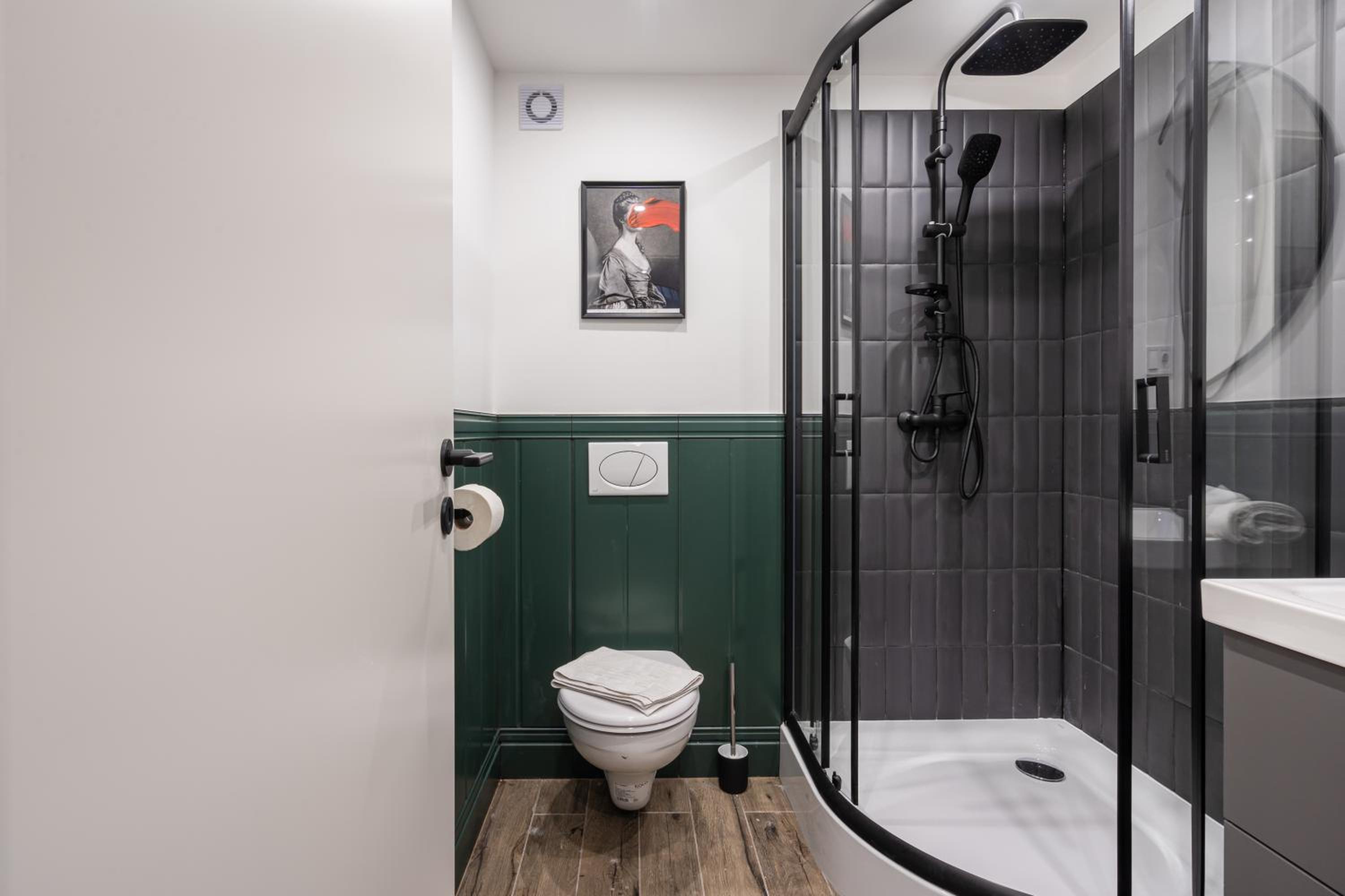 E41 - Trendy Boutique Apartments - Prime Spot by BQA