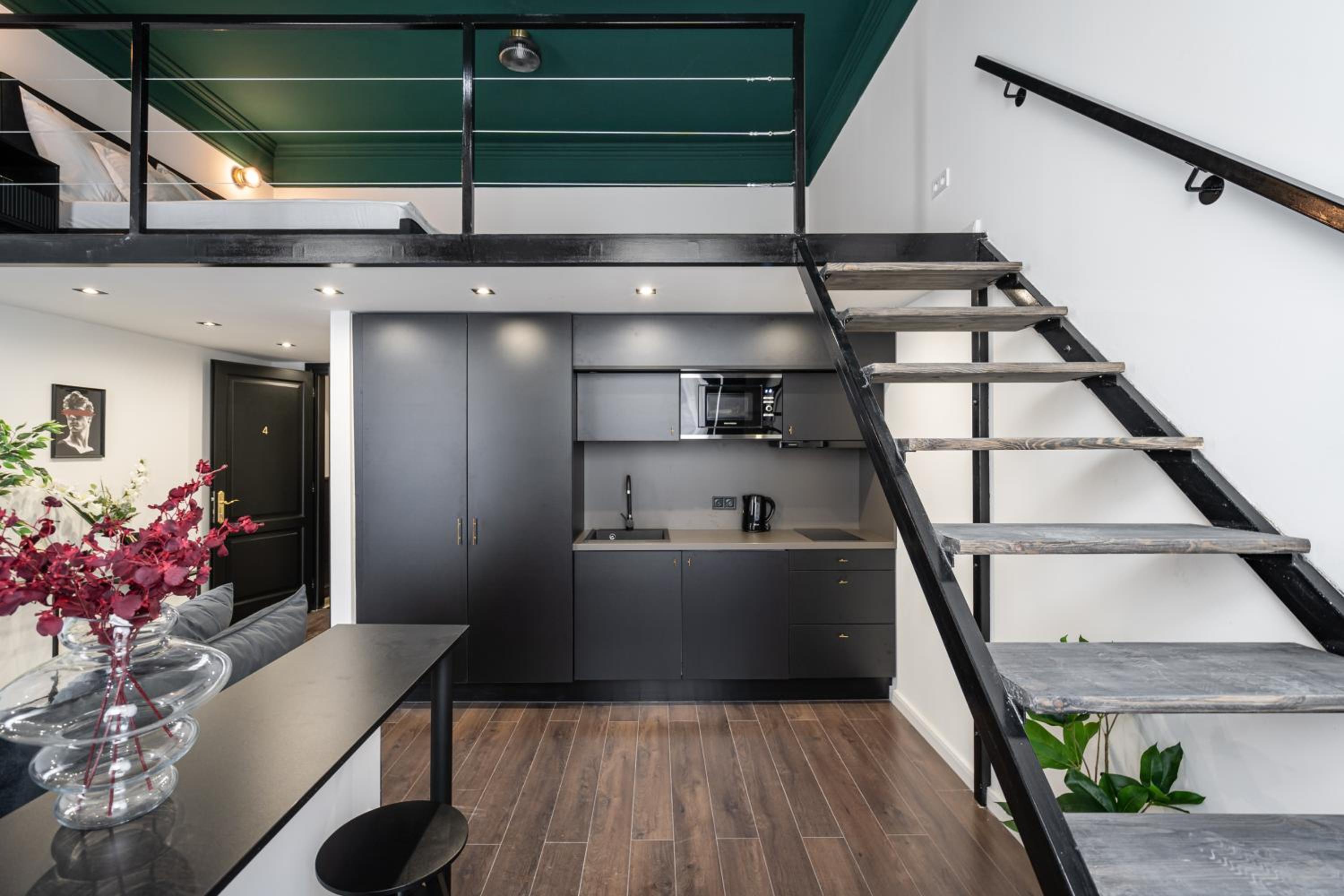 E41 - Trendy Boutique Apartments - Prime Spot by BQA