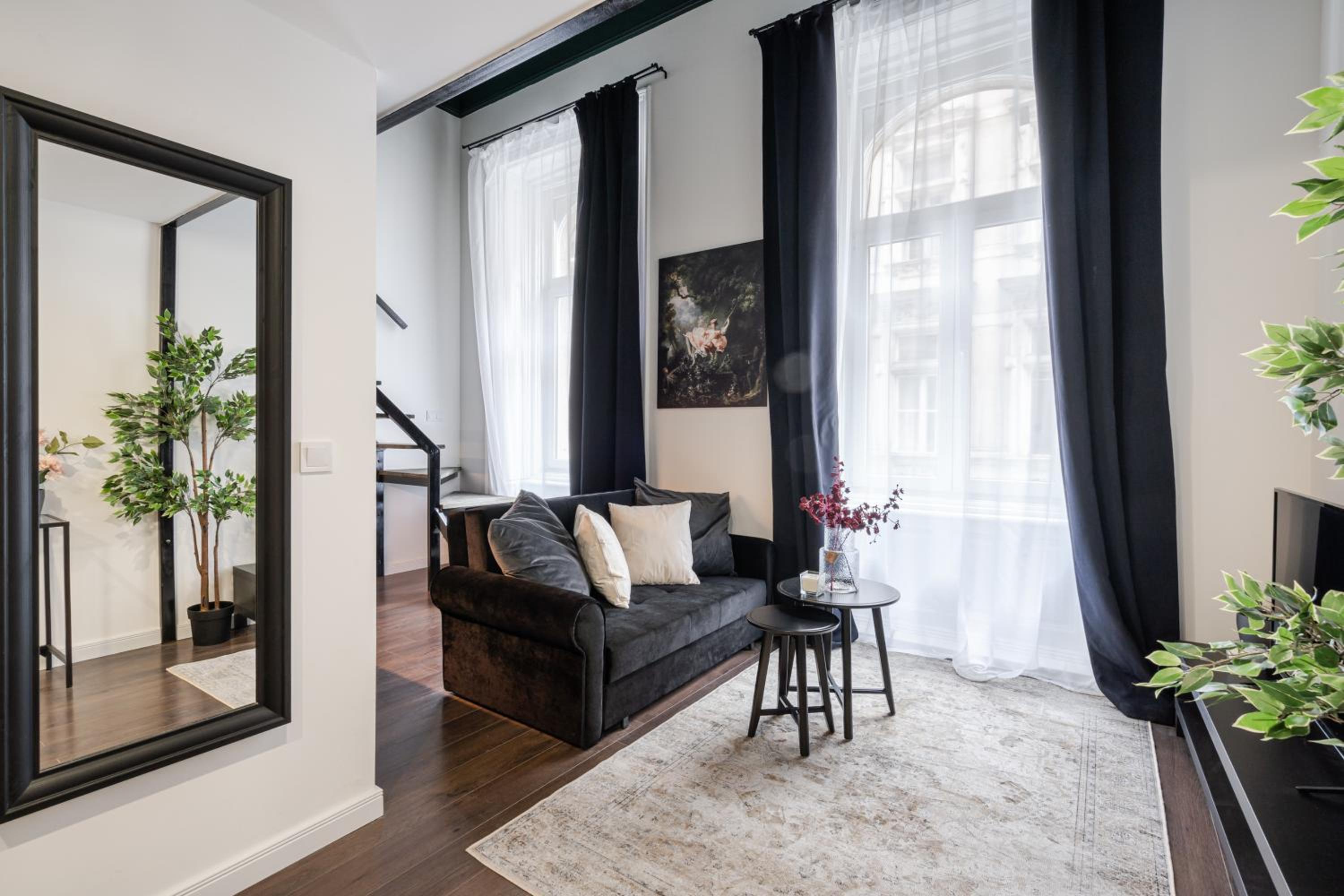 E41 - Trendy Boutique Apartments - Prime Spot by BQA