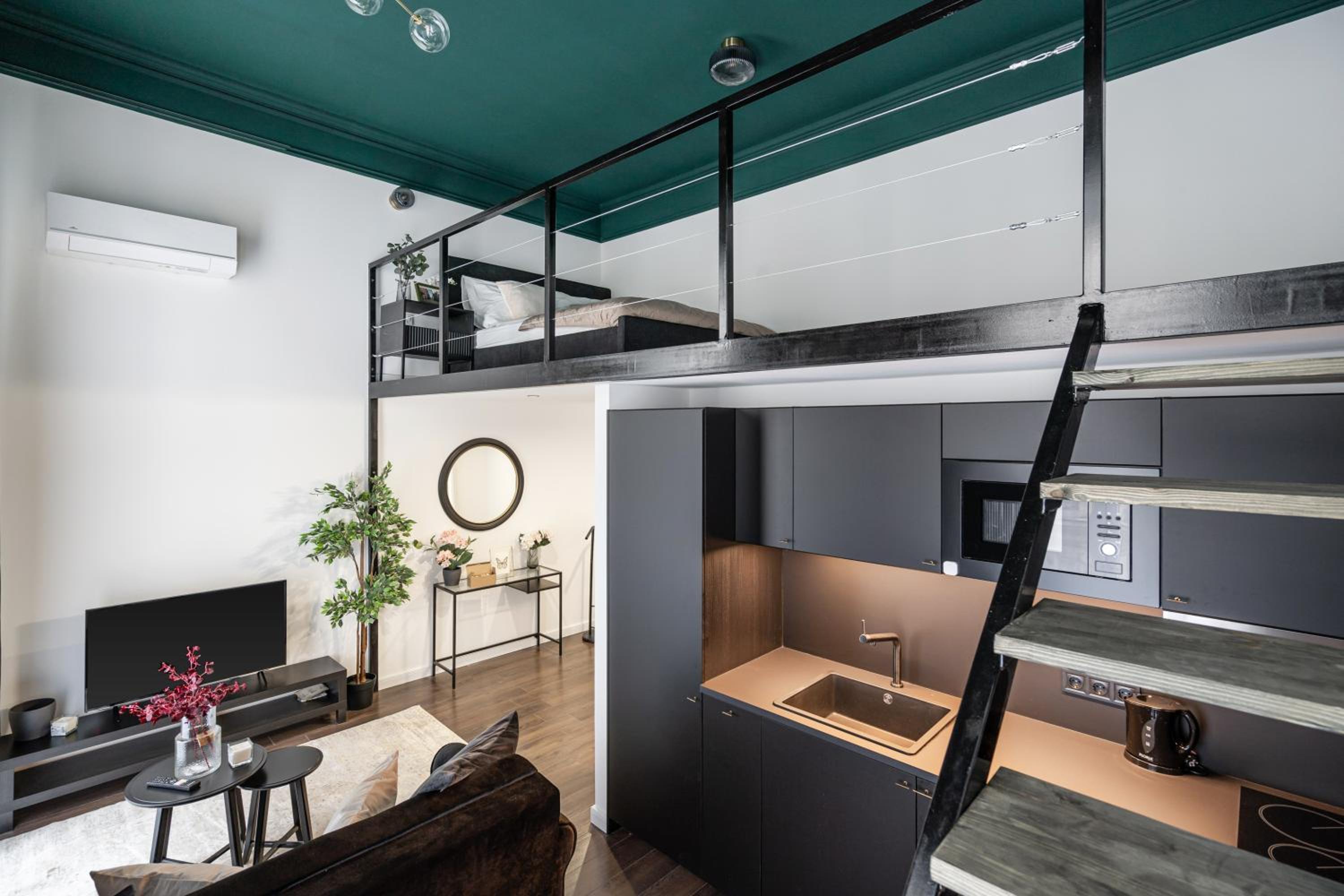 E41 - Trendy Boutique Apartments - Prime Spot by BQA