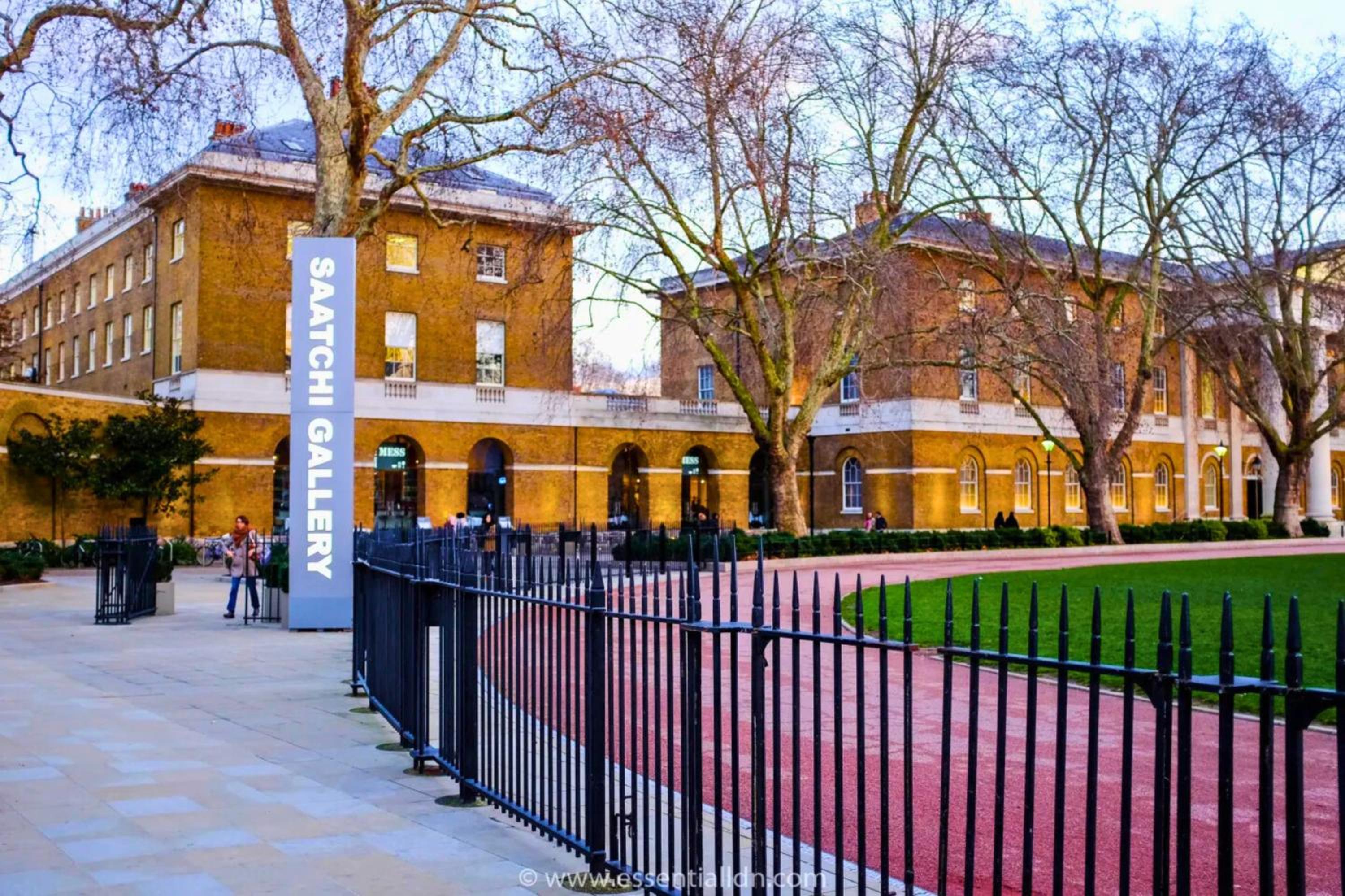 2000ft Huge, 3Bed 3Bath, AC, 5 mins to St James Park, Buckingham Palace