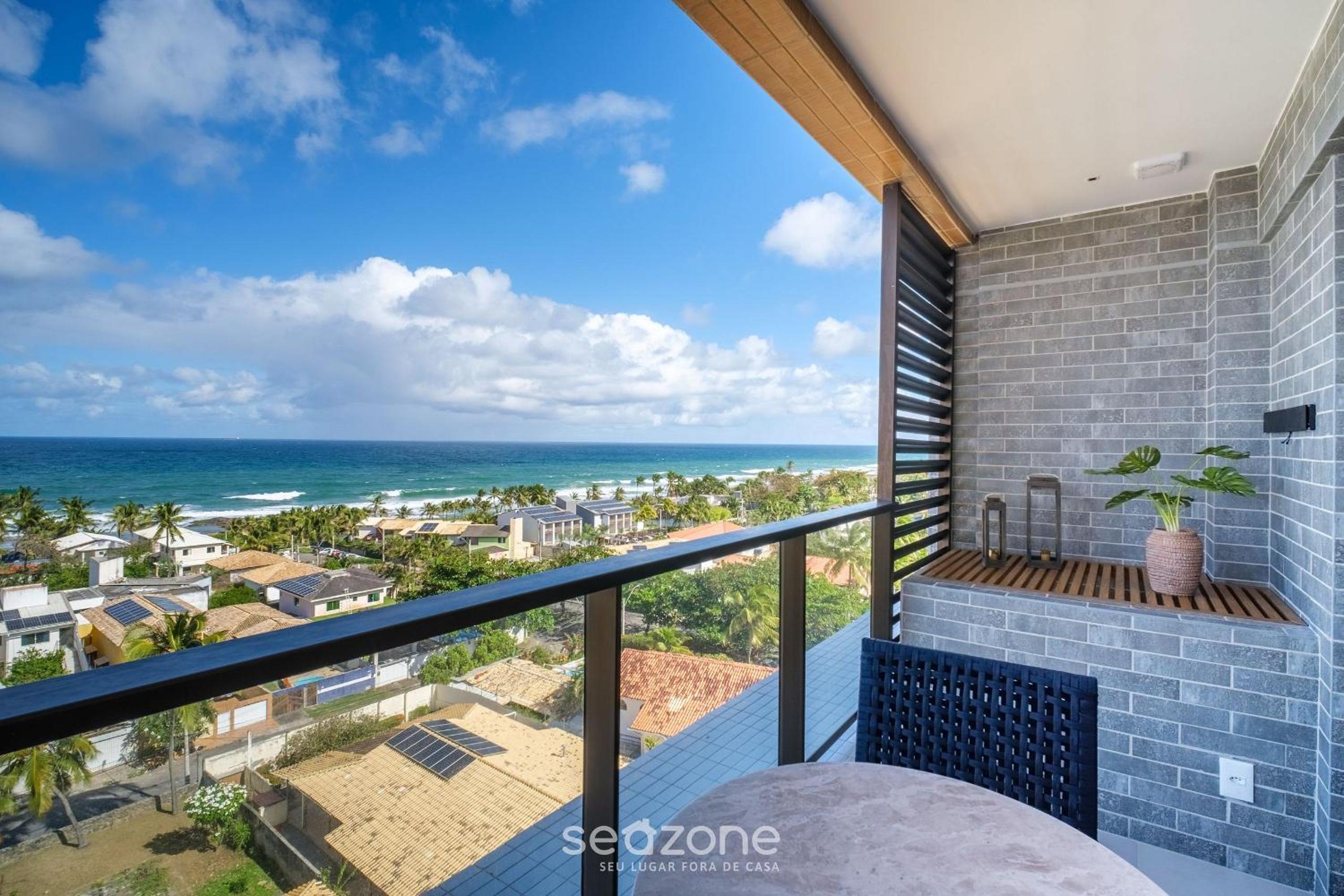Stay just steps from Itapuã beach, with pool and gym - RGF