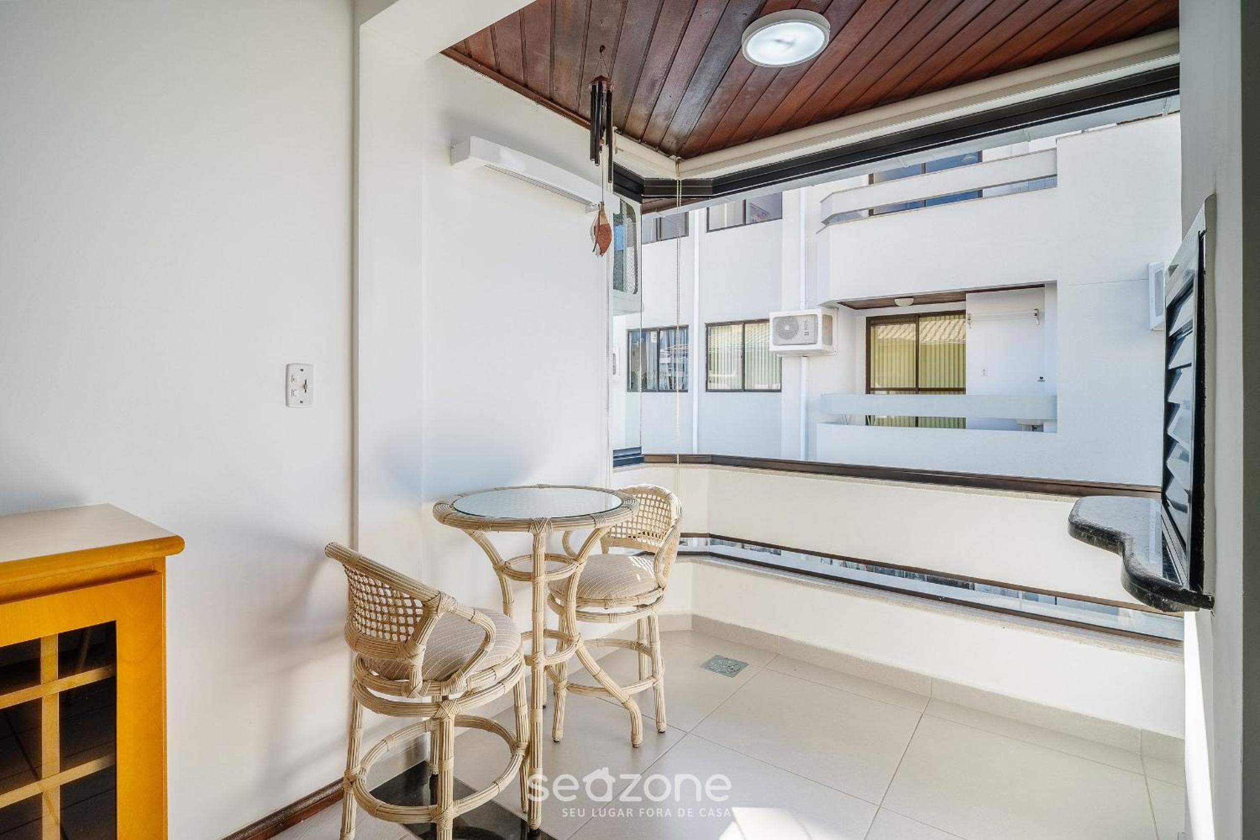 Well-located condominium, 100 m from the beach - CSC