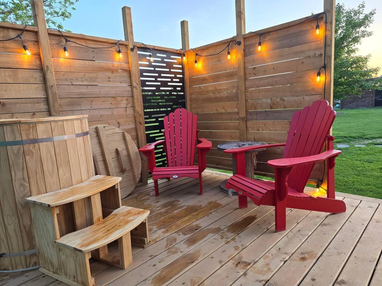 Inn The Orchard, Modern Cottage, private Hot Tub
