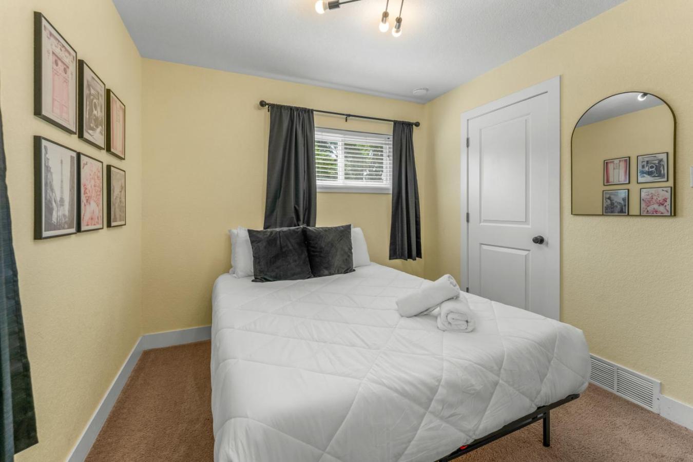 Reel Retreat A 3BR Family-Friendly Escape