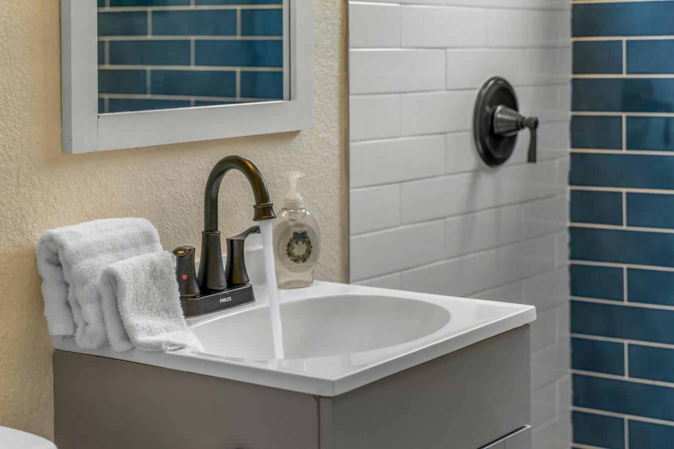Reel Retreat A 3BR Family-Friendly Escape