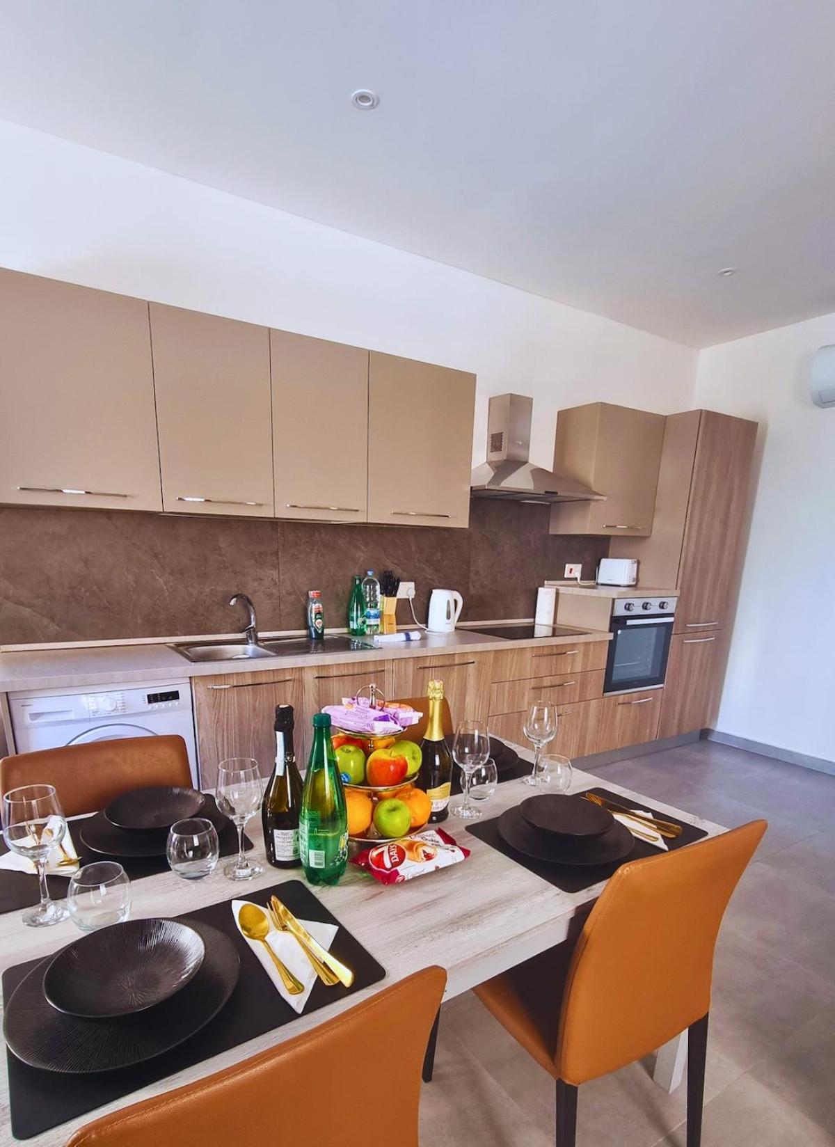 Coast Haven St Julians 11