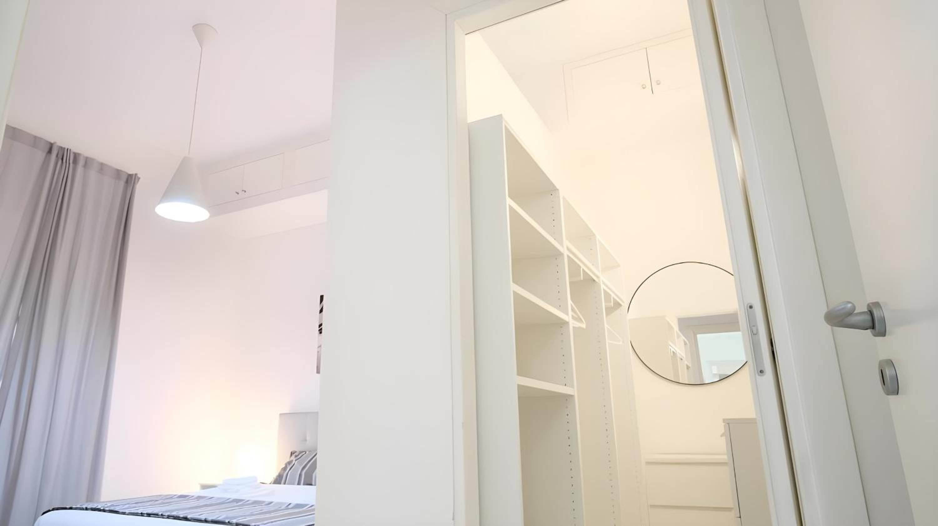 Elegantis Giolitti Suite Apartment with Private Balcony