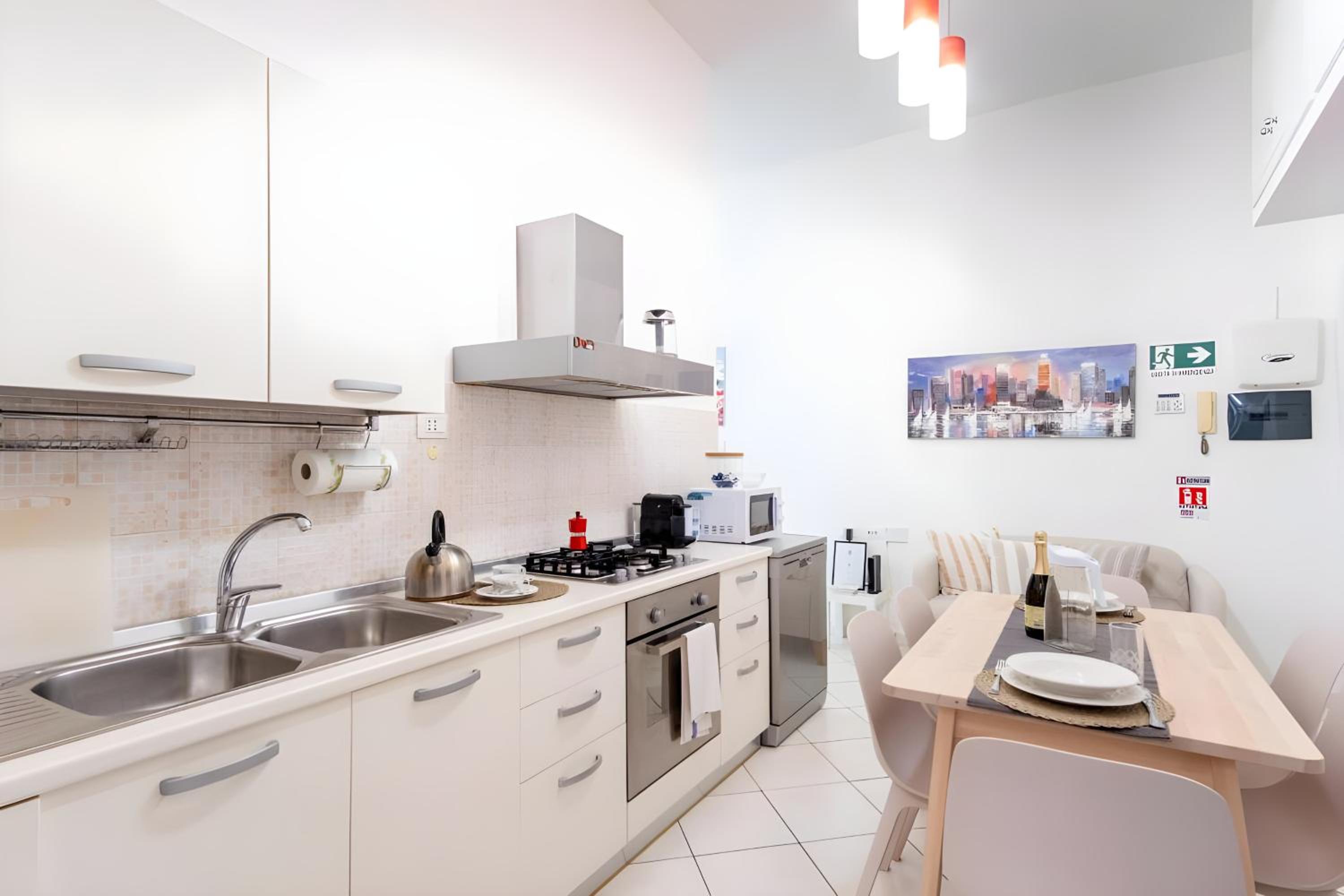 Elegantis Giolitti Suite Apartment with Private Balcony