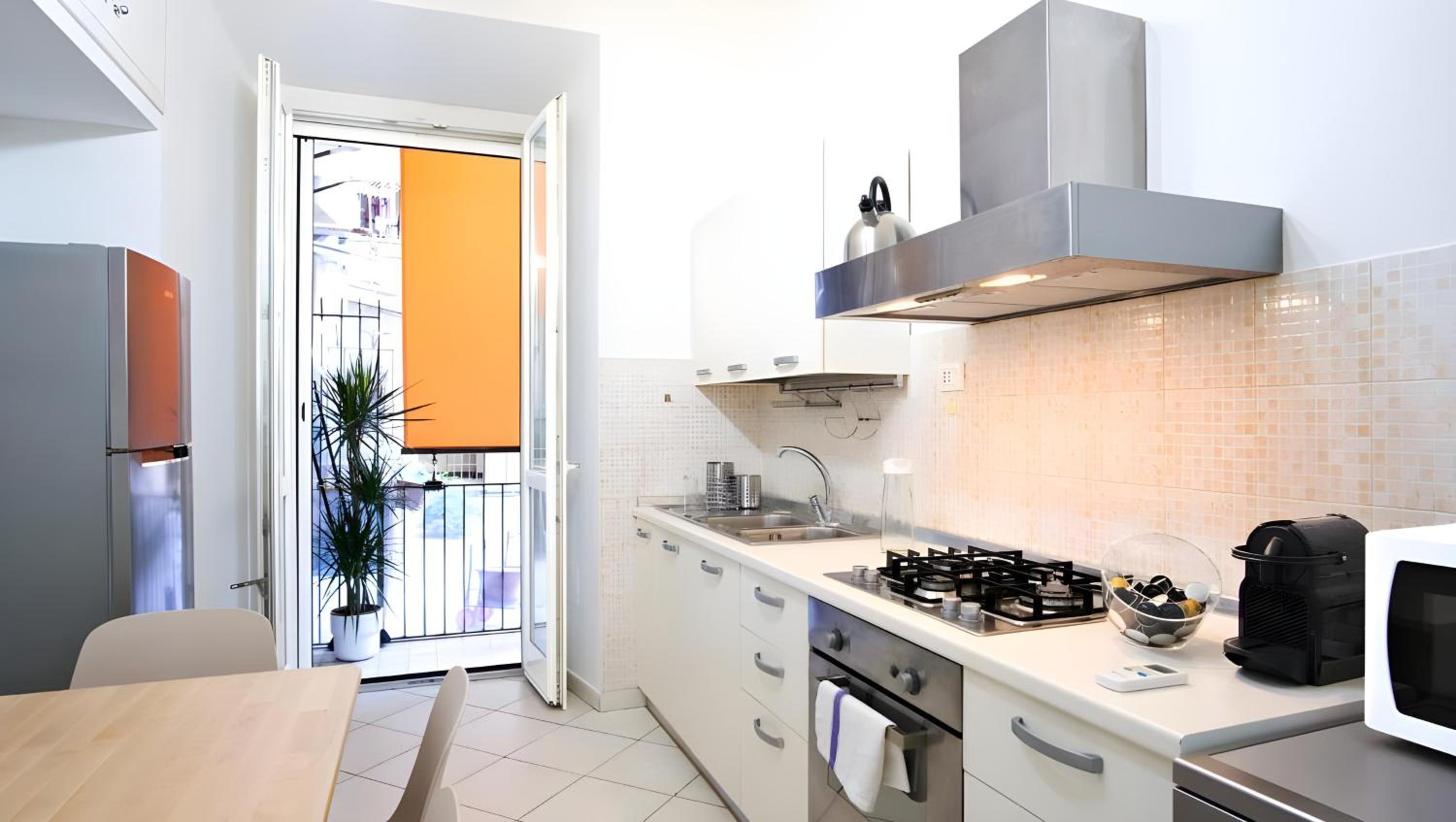 Elegantis Giolitti Suite Apartment with Private Balcony