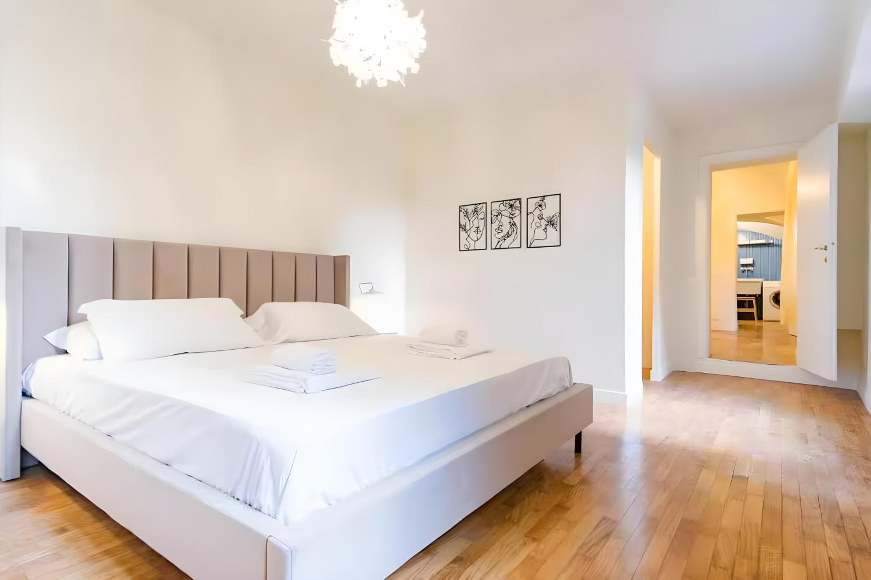 Elegantis Monti Royal Apartment with private terrace