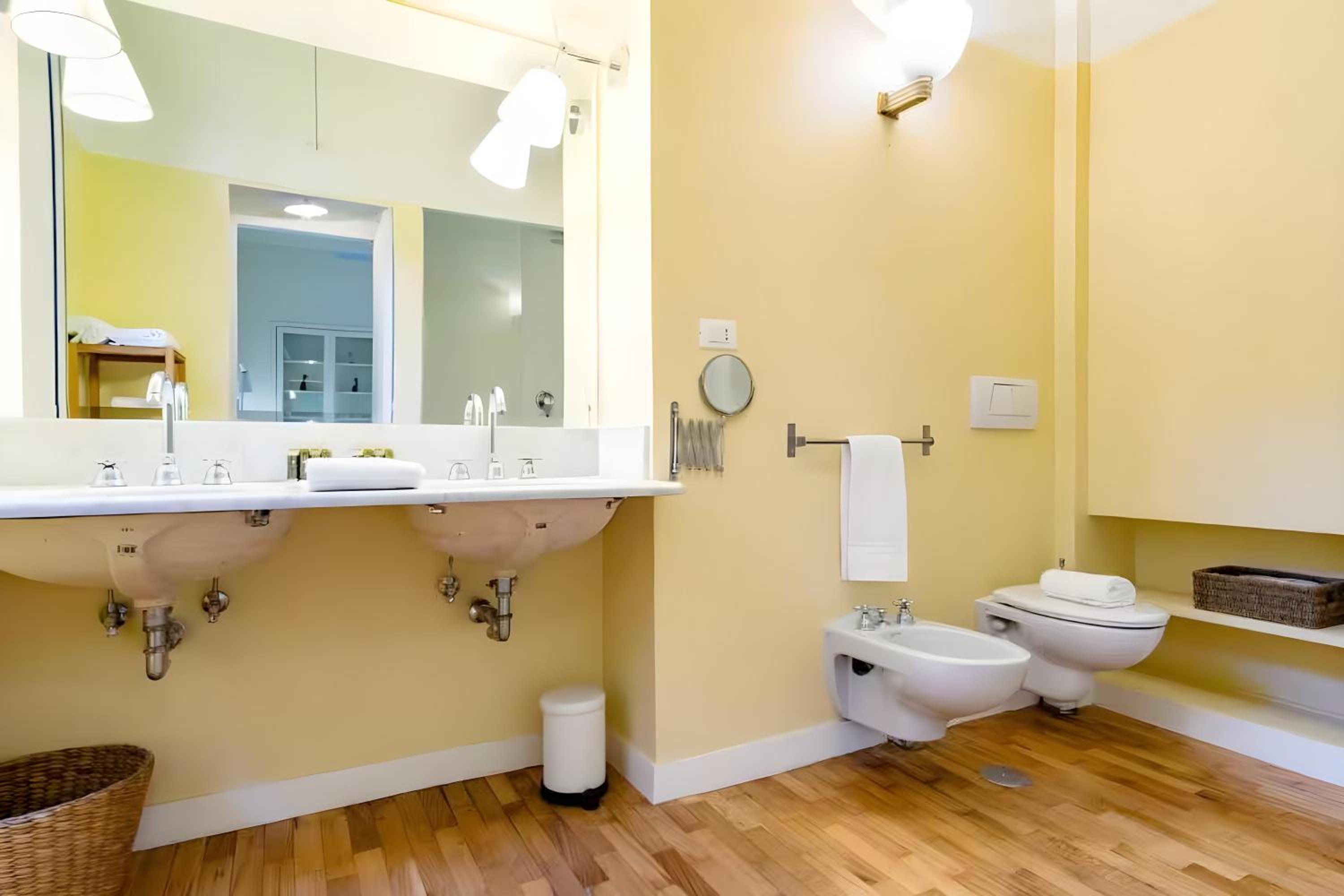 Elegantis Monti Royal Apartment with private terrace