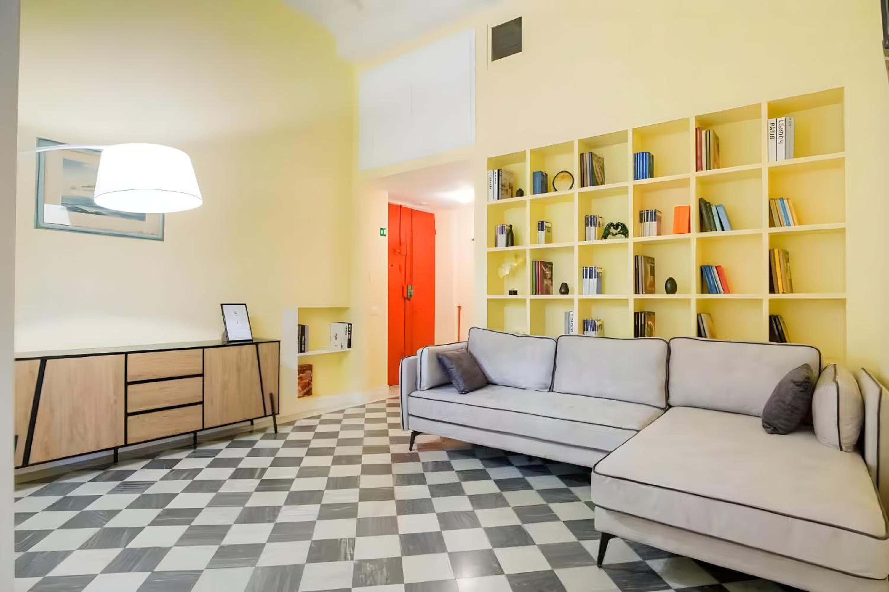 Elegantis Monti Royal Apartment with private terrace
