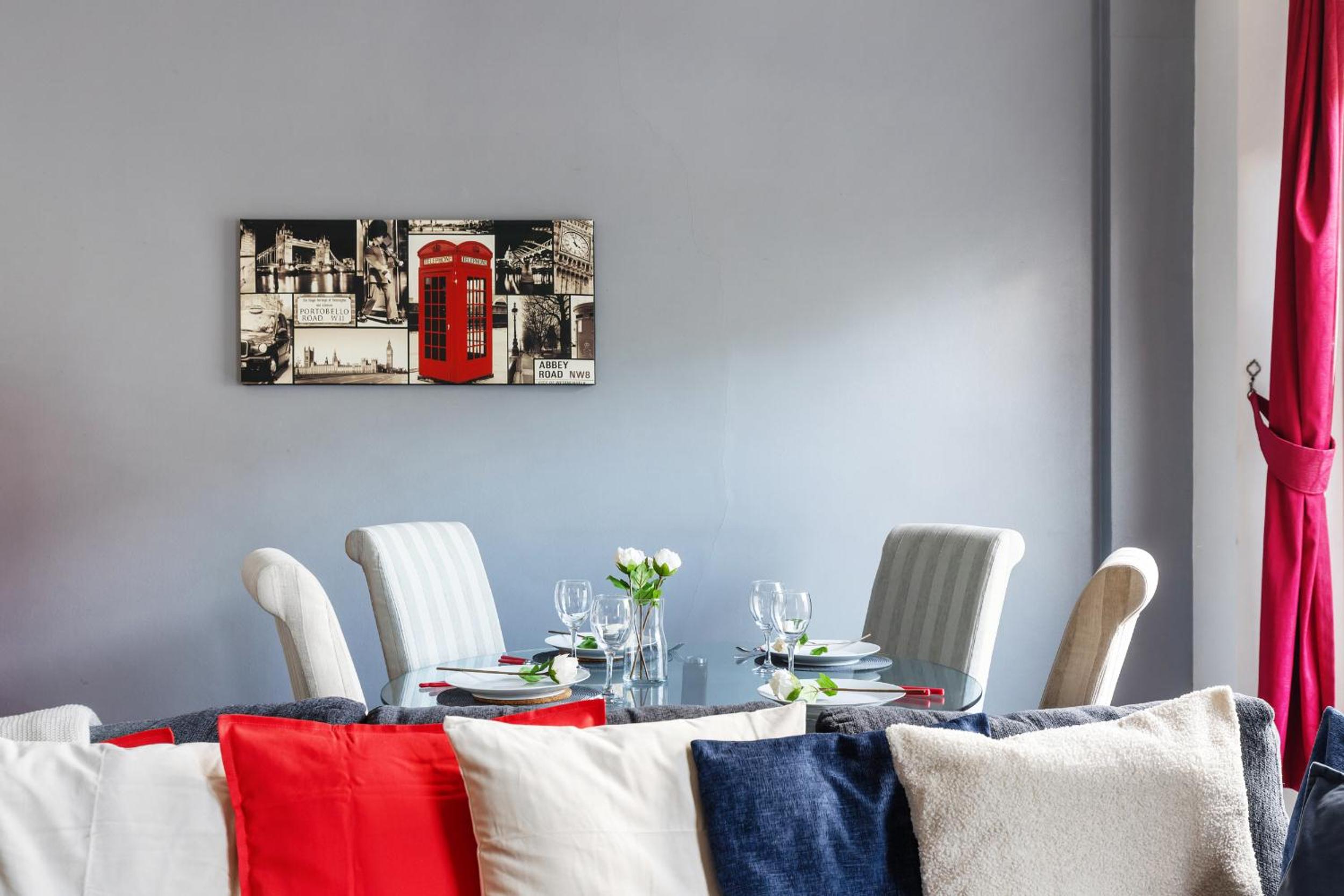 The Oakley - Euston Prime Apartments