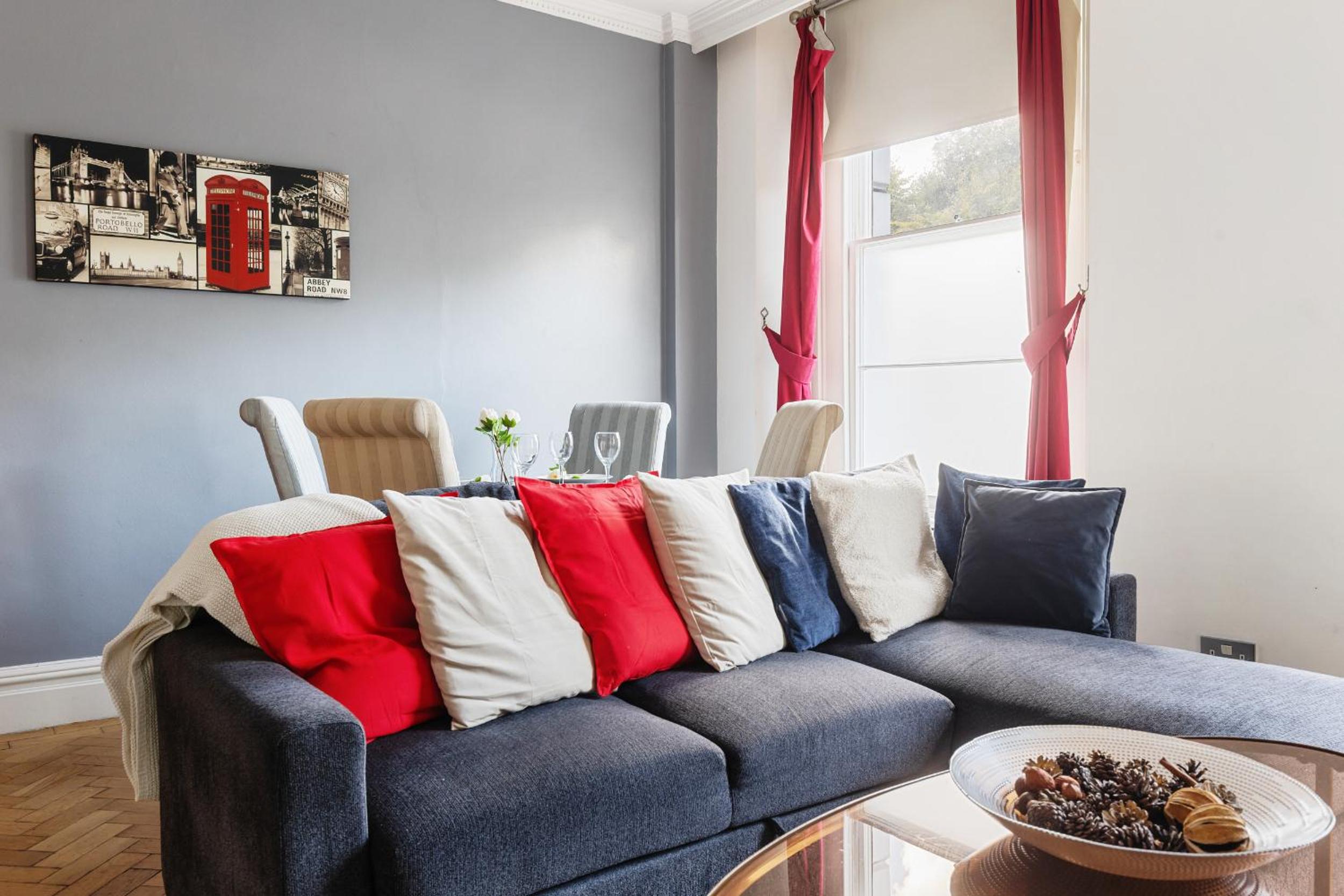 The Oakley - Euston Prime Apartments