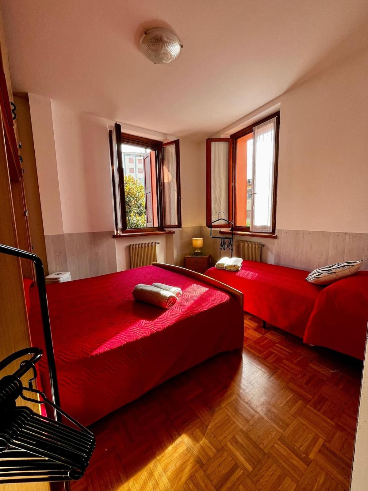 Red Oasis In Center Of Udine