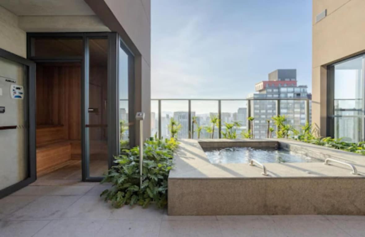 Soma Perdizes SP Apartamento com Garagem Piscina e Academia - Ideal para Trabalho e Turismo