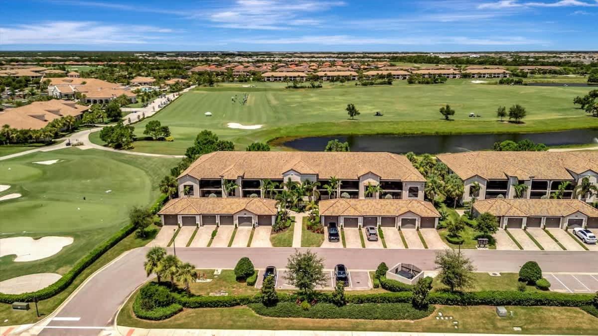 Golf Course Townhome Resort Amenities 2B Luxury