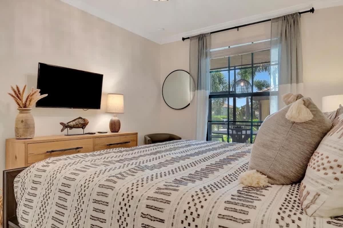 Golf Course Townhome Resort Amenities 2B Luxury