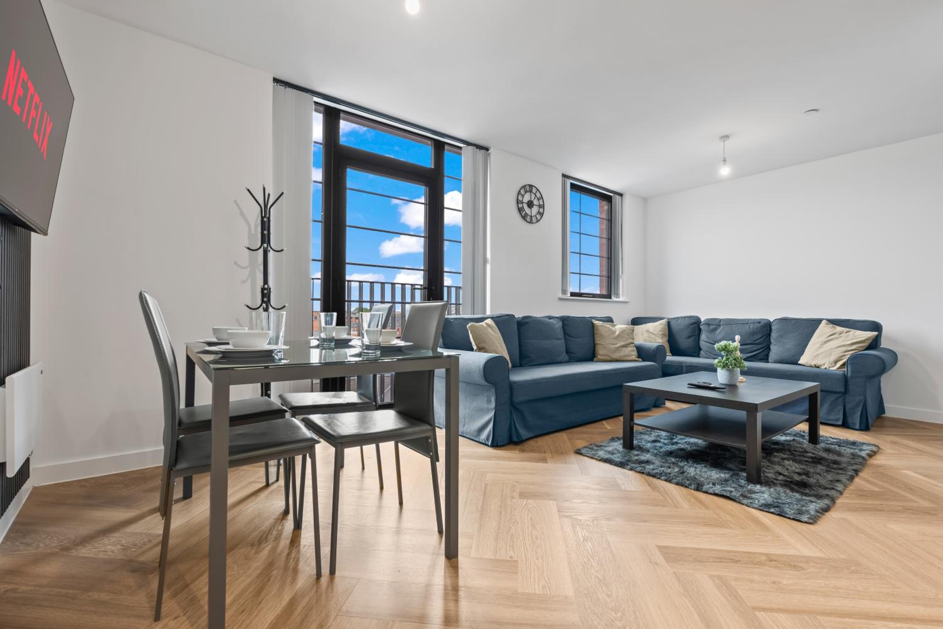 Stylish 2-Bed - Rooftop Views - Central Birmingham