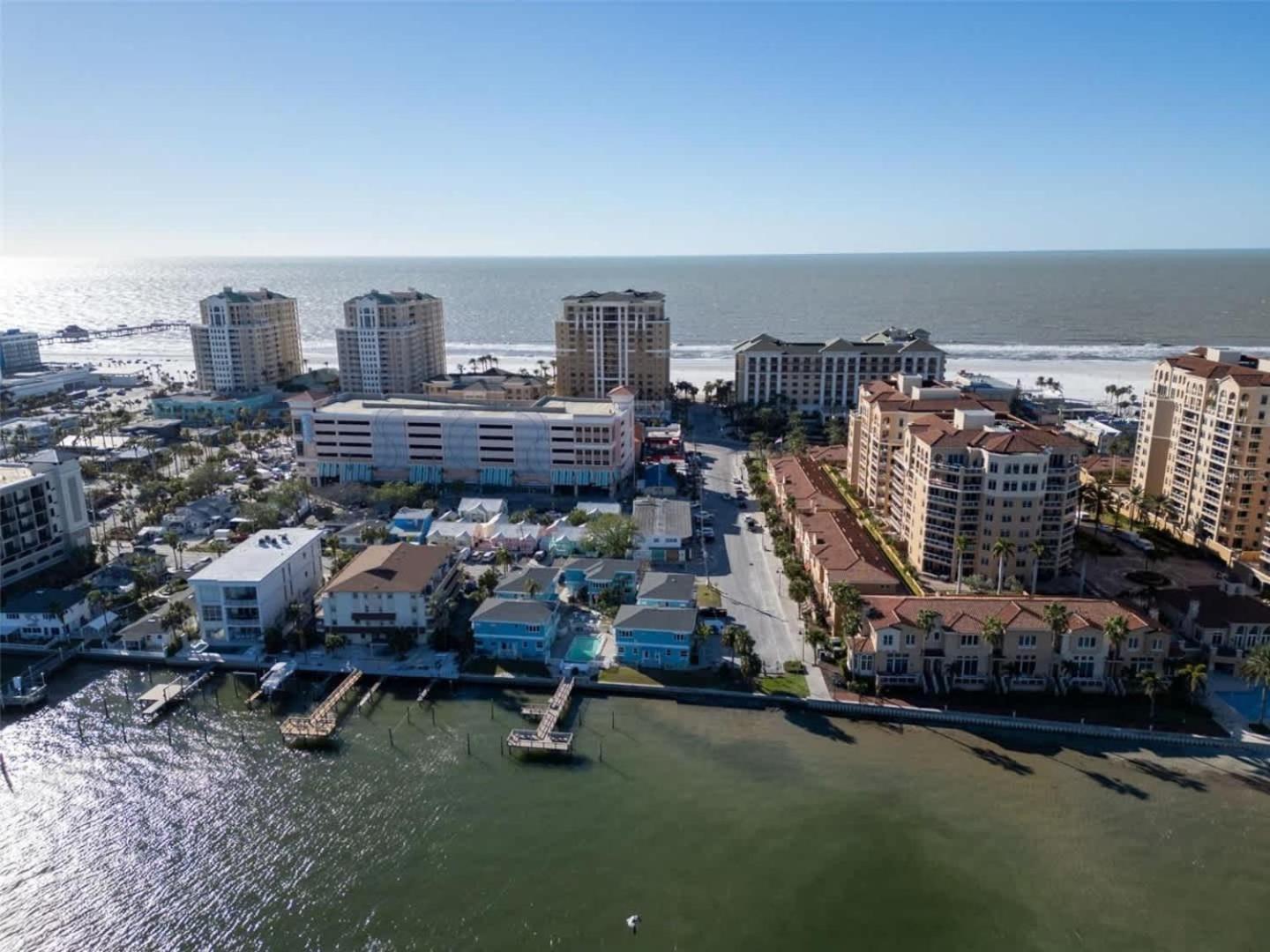 Waterfront Suite Heated Pool 2 mins 2 beach
