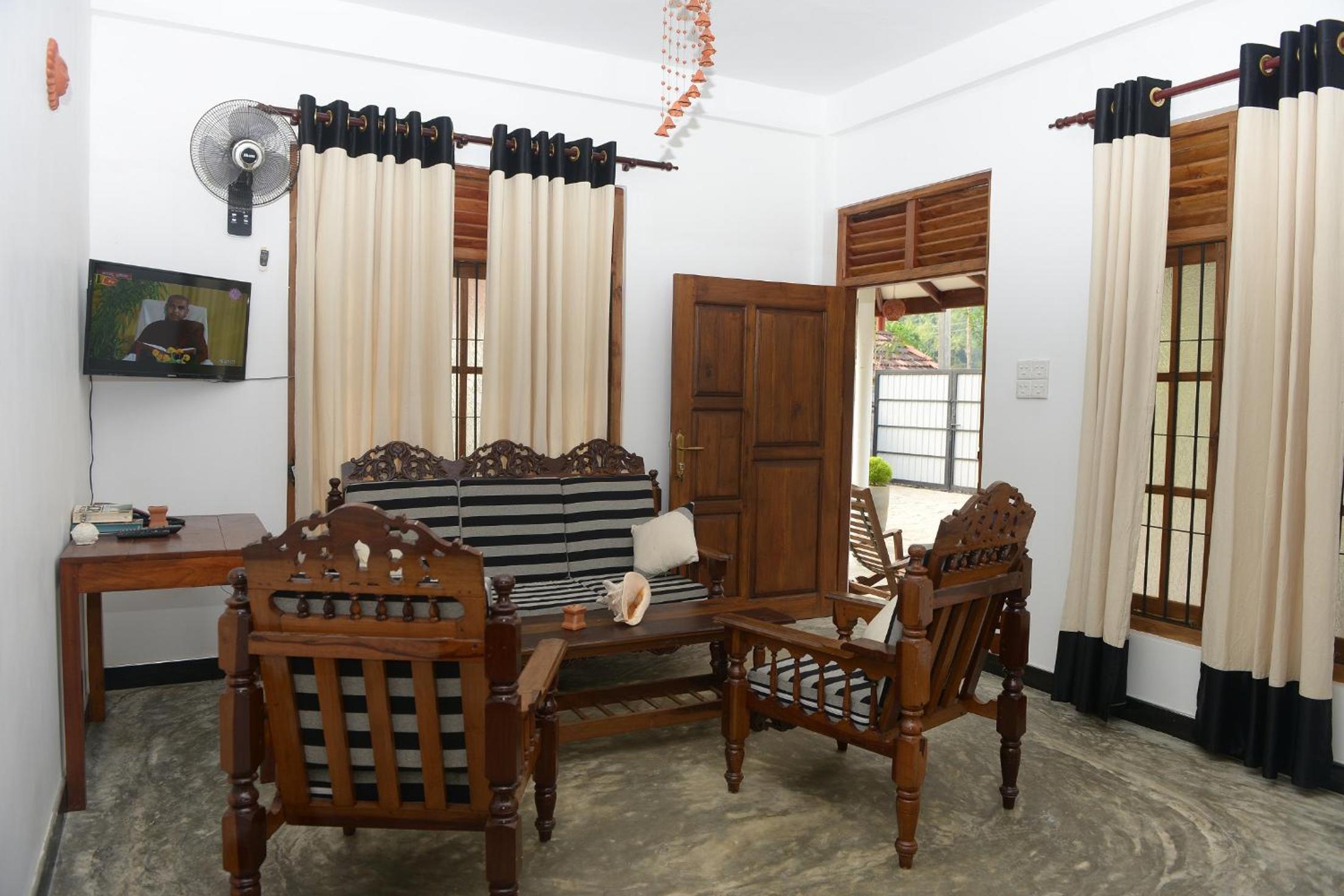 Eagle Homestay