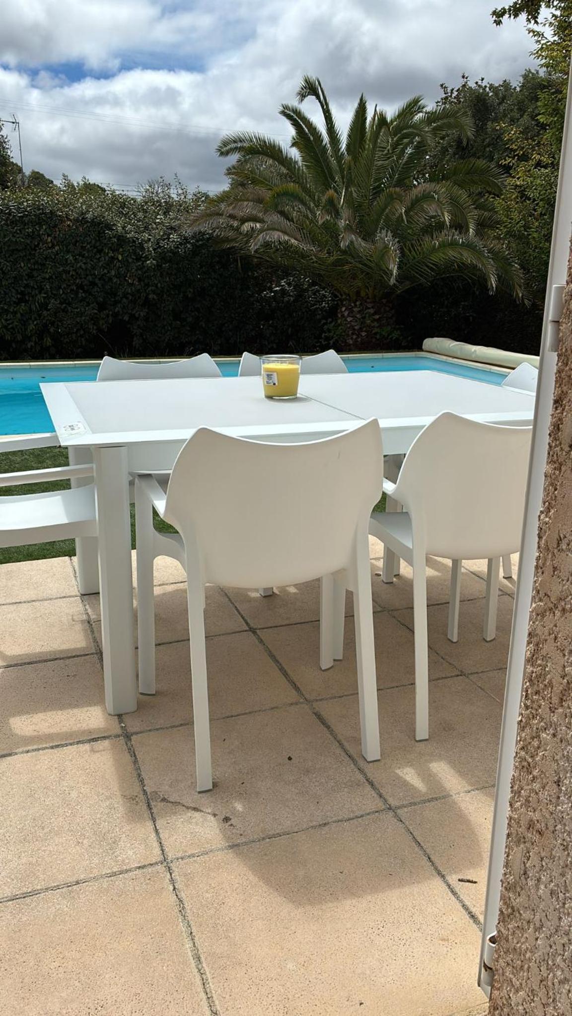 Villa La Hume proche port plage commodités Bassin d'Arcachon avec piscine chauffée