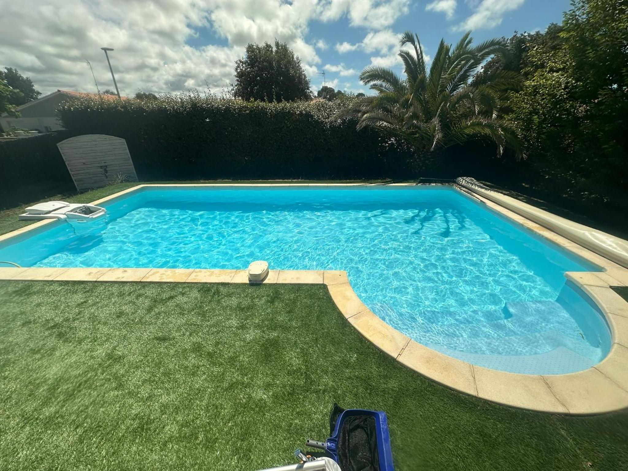 Villa La Hume proche port plage commodités Bassin d'Arcachon avec piscine chauffée