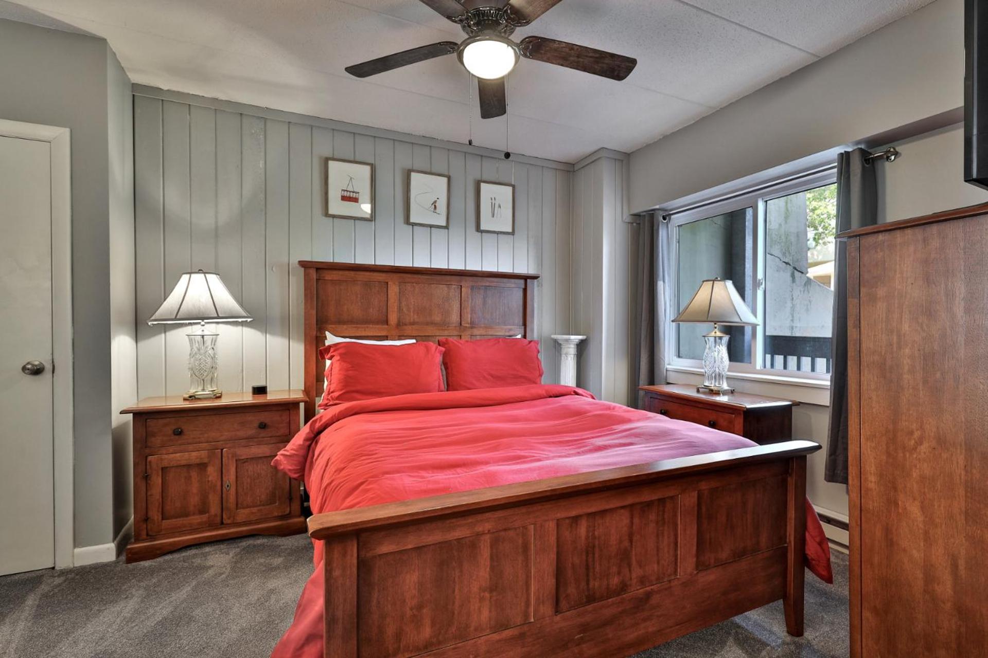 The Snowshed Steps at Mt Green - Walk-to-Lifts Ski Condo with Pools, AC, Fireplace & Shuttle!