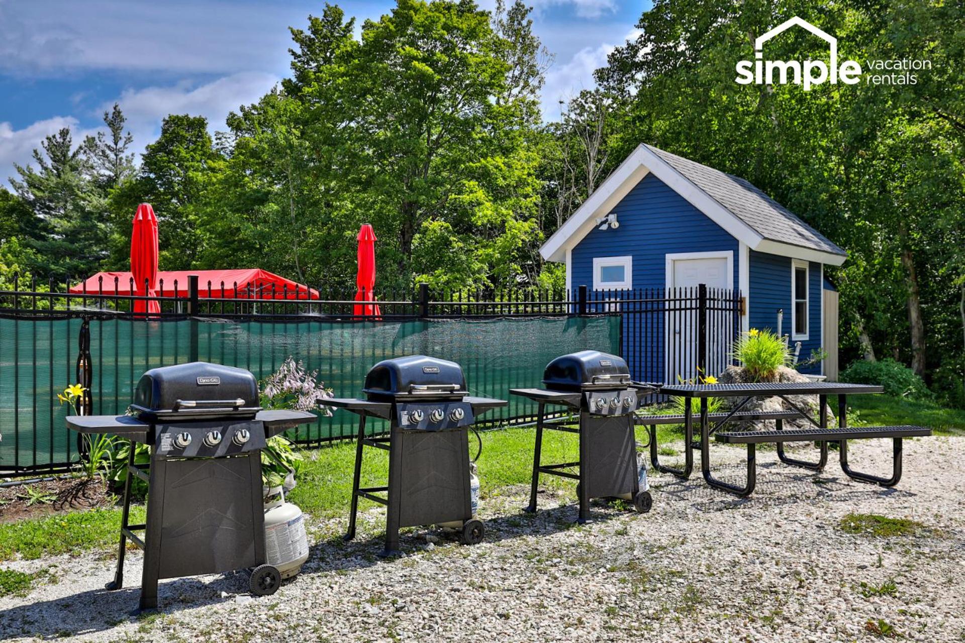 The Snowshed Steps at Mt Green - Walk-to-Lifts Ski Condo with Pools, AC, Fireplace & Shuttle!